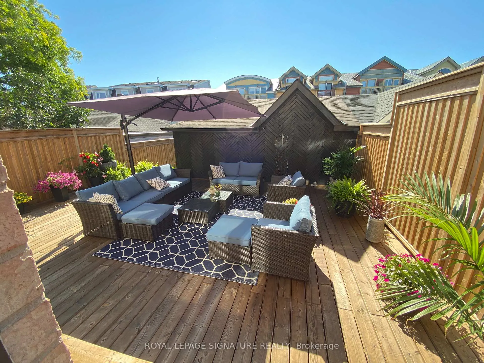Photo 42 of 101 Boardwalk Drive, Toronto, The Beaches — HOMEH