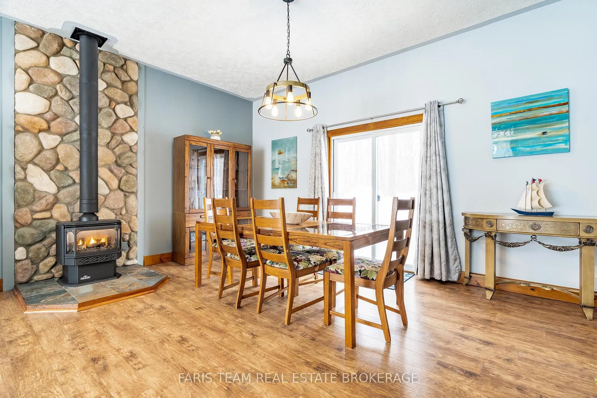 Photo 13 of 2 Ojibway Court, Tiny, Rural Tiny — HOMEH
