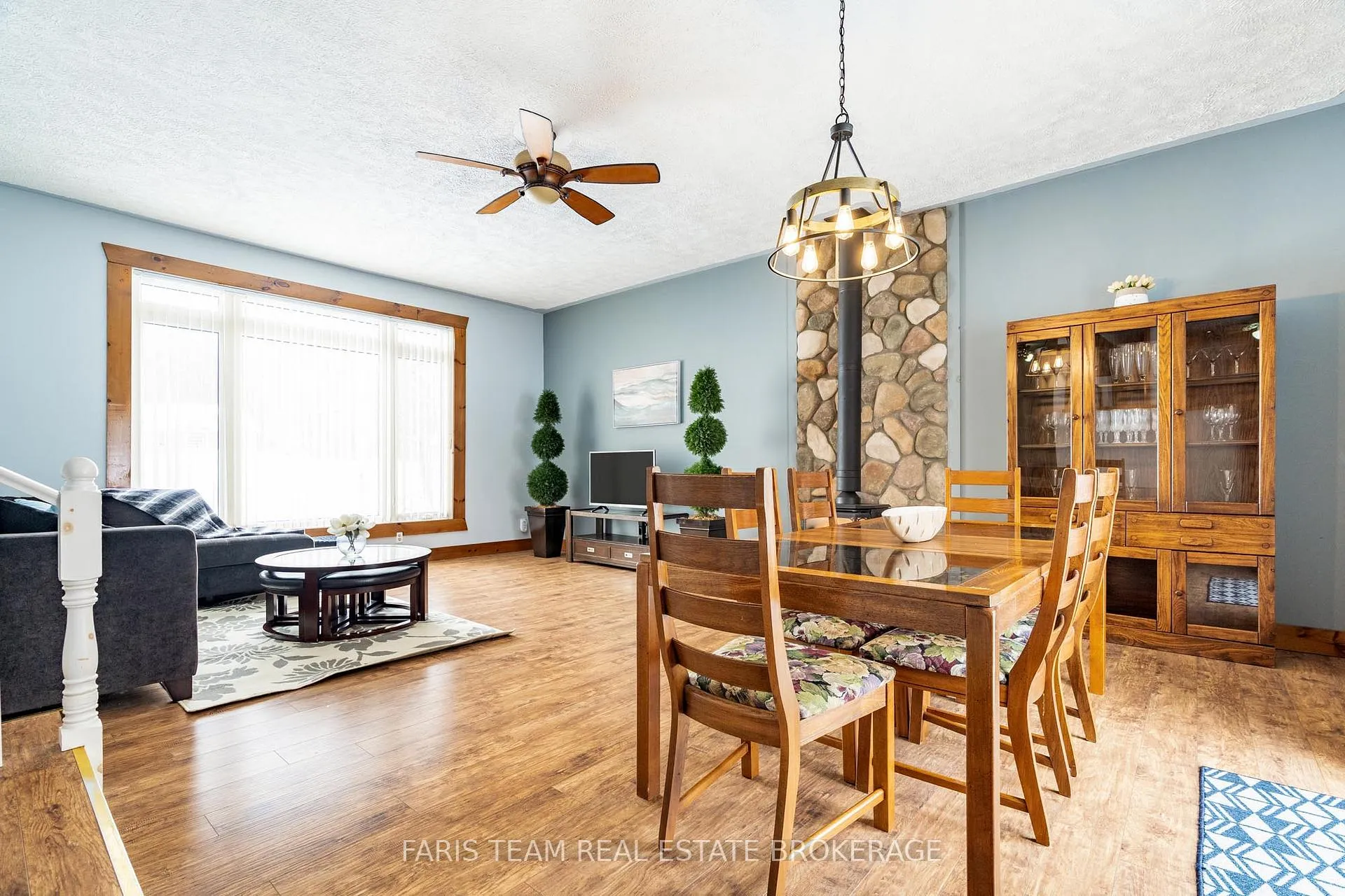 Photo 15 of 2 Ojibway Court, Tiny, Rural Tiny — HOMEH