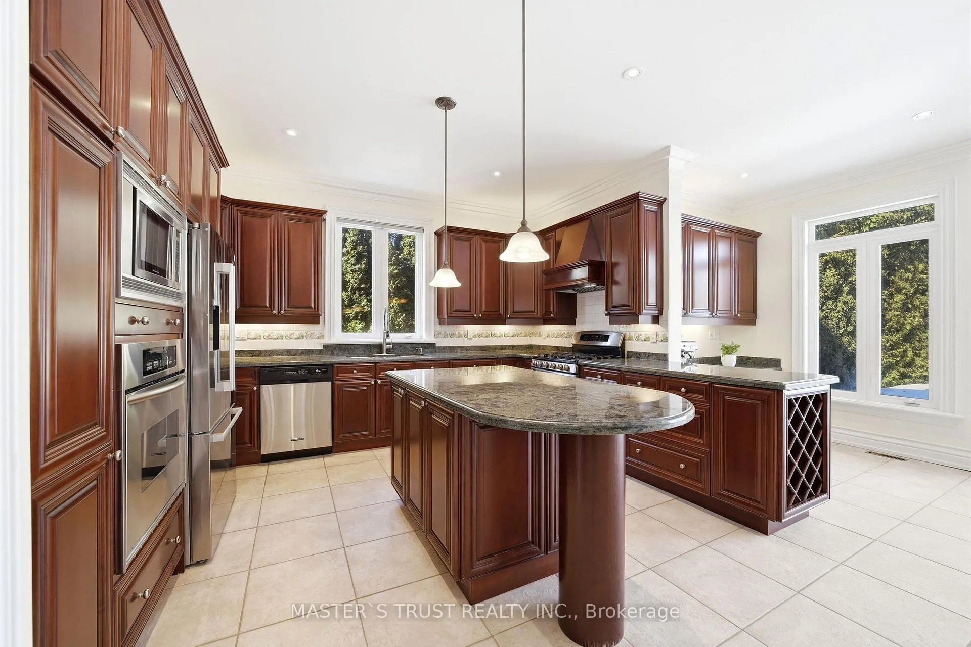 Photo 9 of 88 Elgin Street, Markham, Thornhill — HOMEH