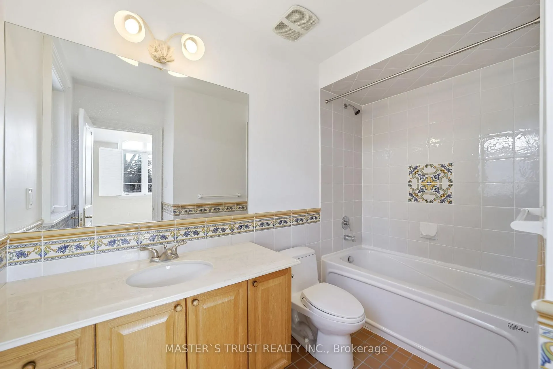 Photo 21 of 88 Elgin Street, Markham, Thornhill — HOMEH