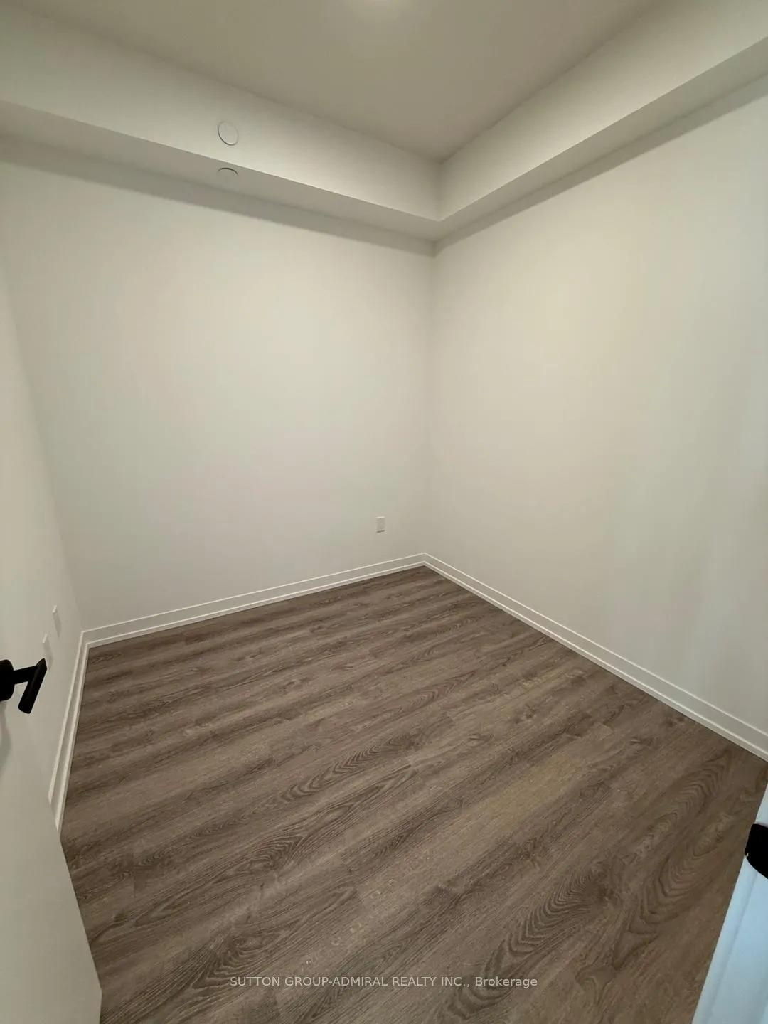 Photo 16 of Unit 5711, 8 Interchange Way, Vaughan, Vaughan Corporate Centre — HOMEH