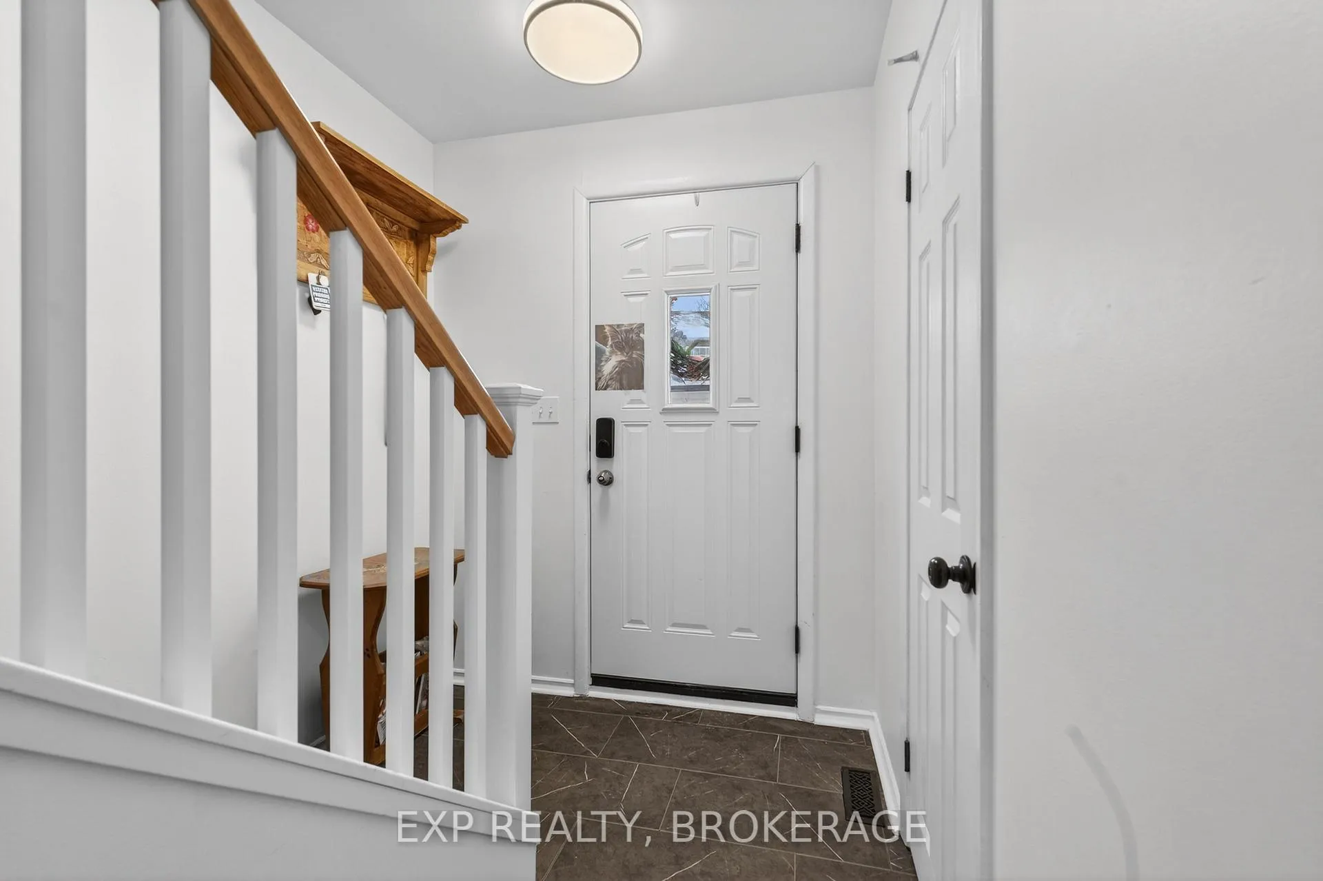 Photo 5 of Unit 3, 126 Notch Hill Road, Kingston, Central City West — HOMEH