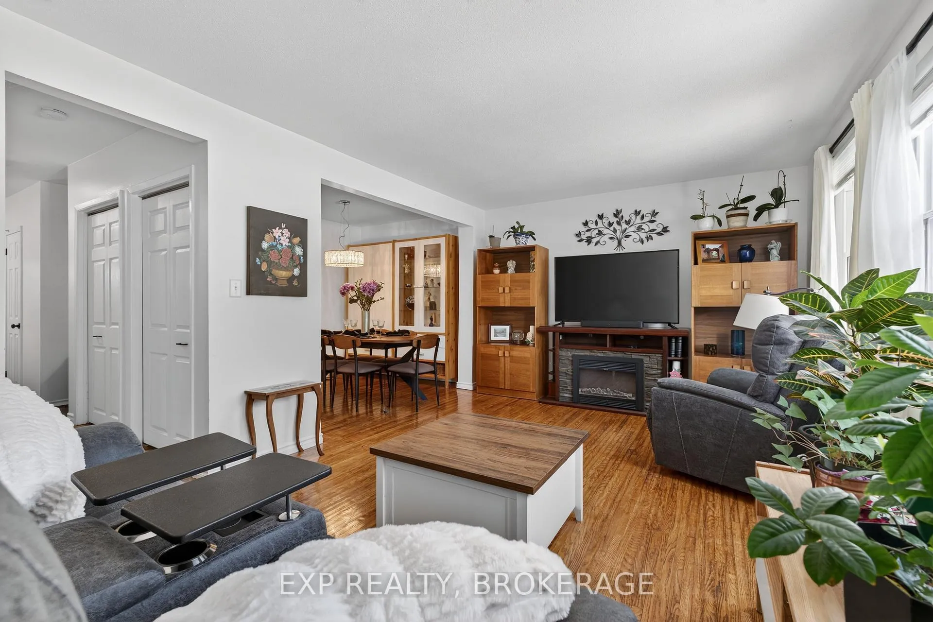 Photo 10 of Unit 3, 126 Notch Hill Road, Kingston, Central City West — HOMEH