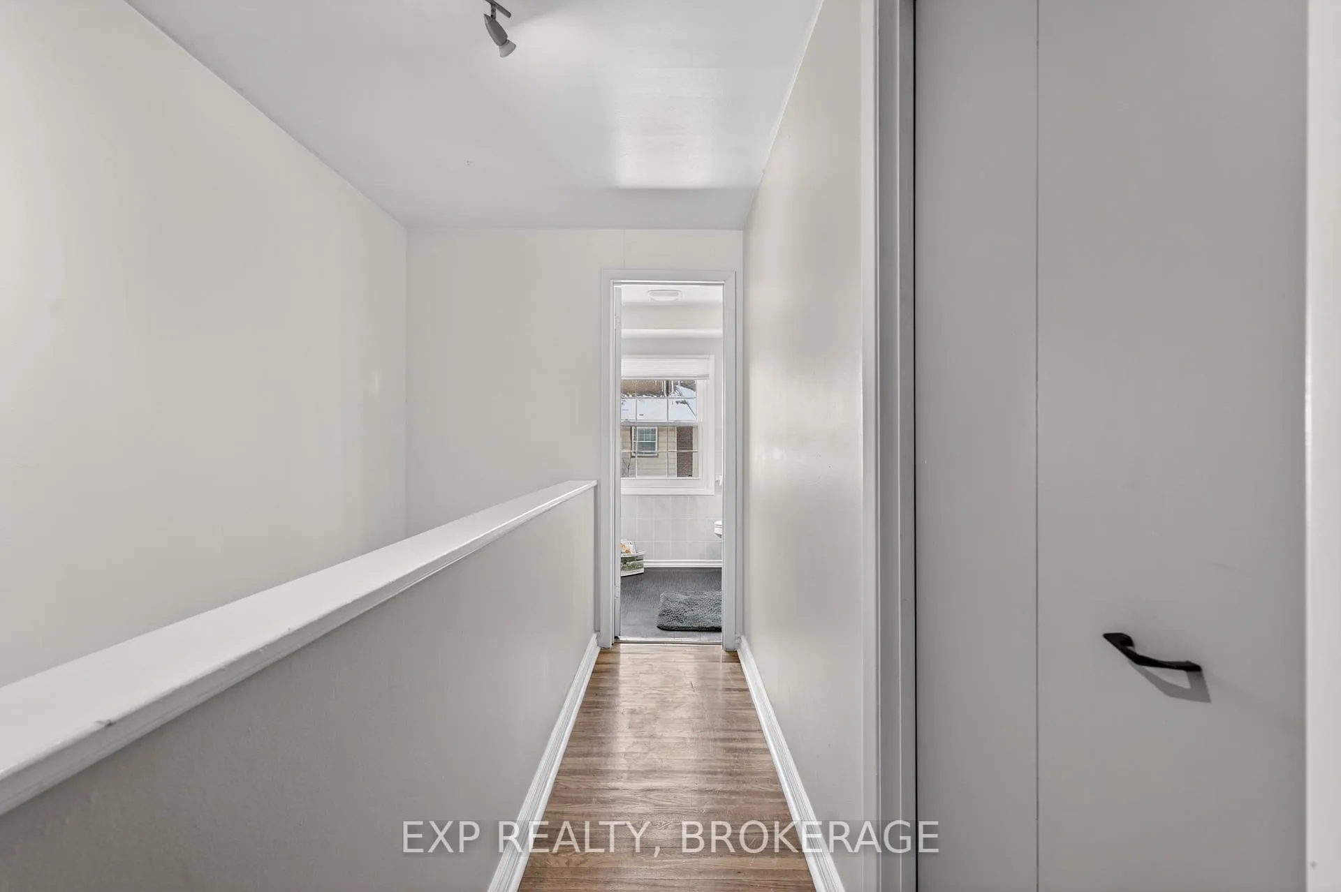 Photo 16 of Unit 3, 126 Notch Hill Road, Kingston, Central City West — HOMEH