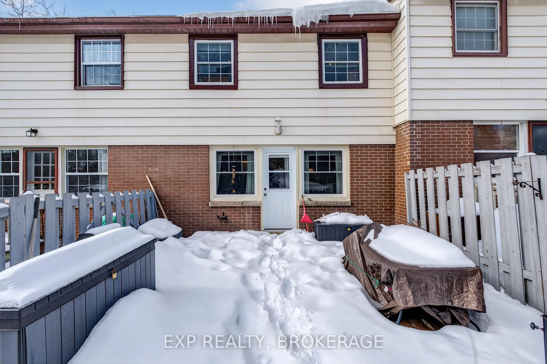 Photo 22 of Unit 3, 126 Notch Hill Road, Kingston, Central City West — HOMEH