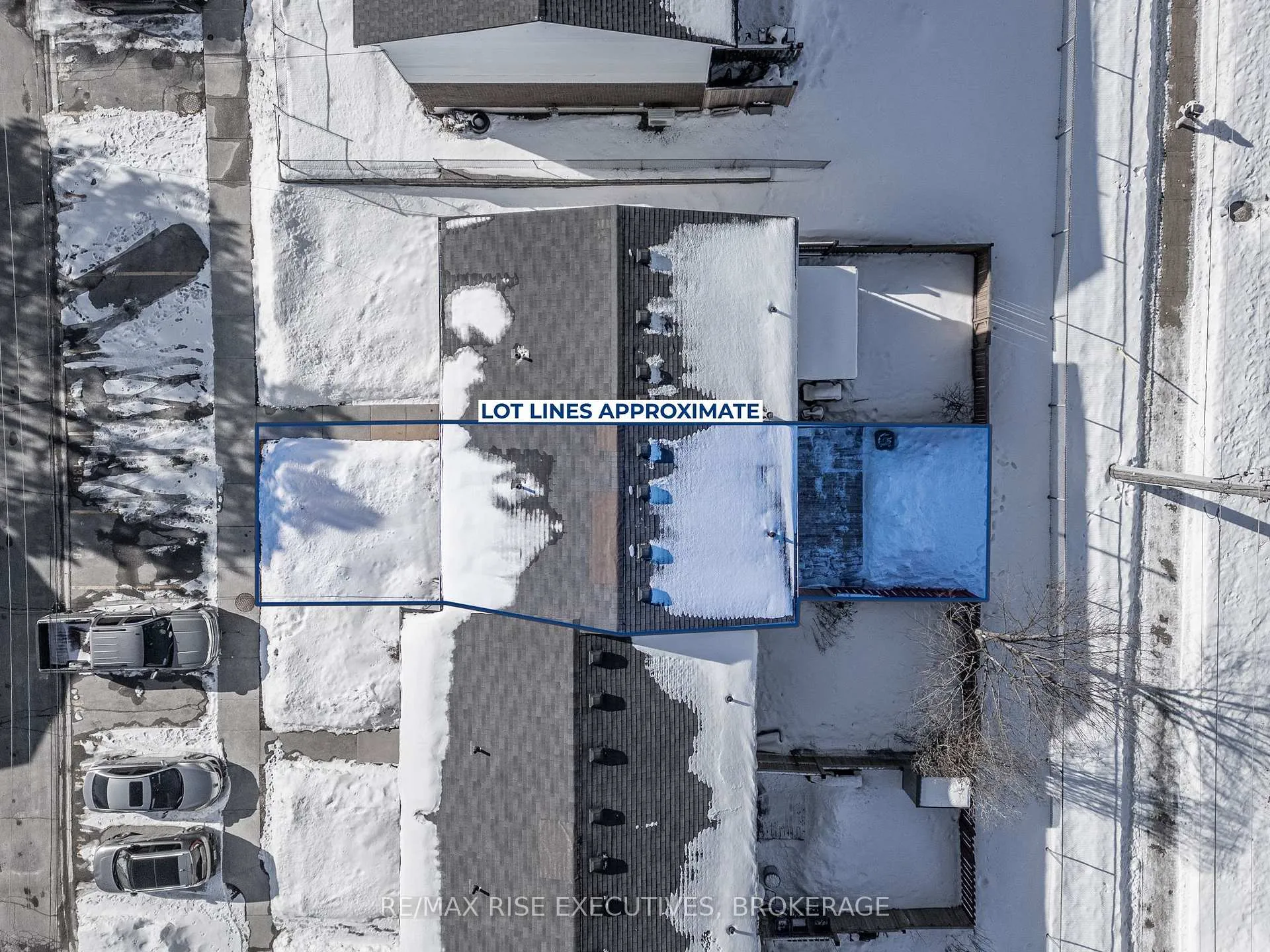 Photo 43 of 926 Amberdale Crescent, Kingston, South of Taylor-Kidd Blvd — HOMEH