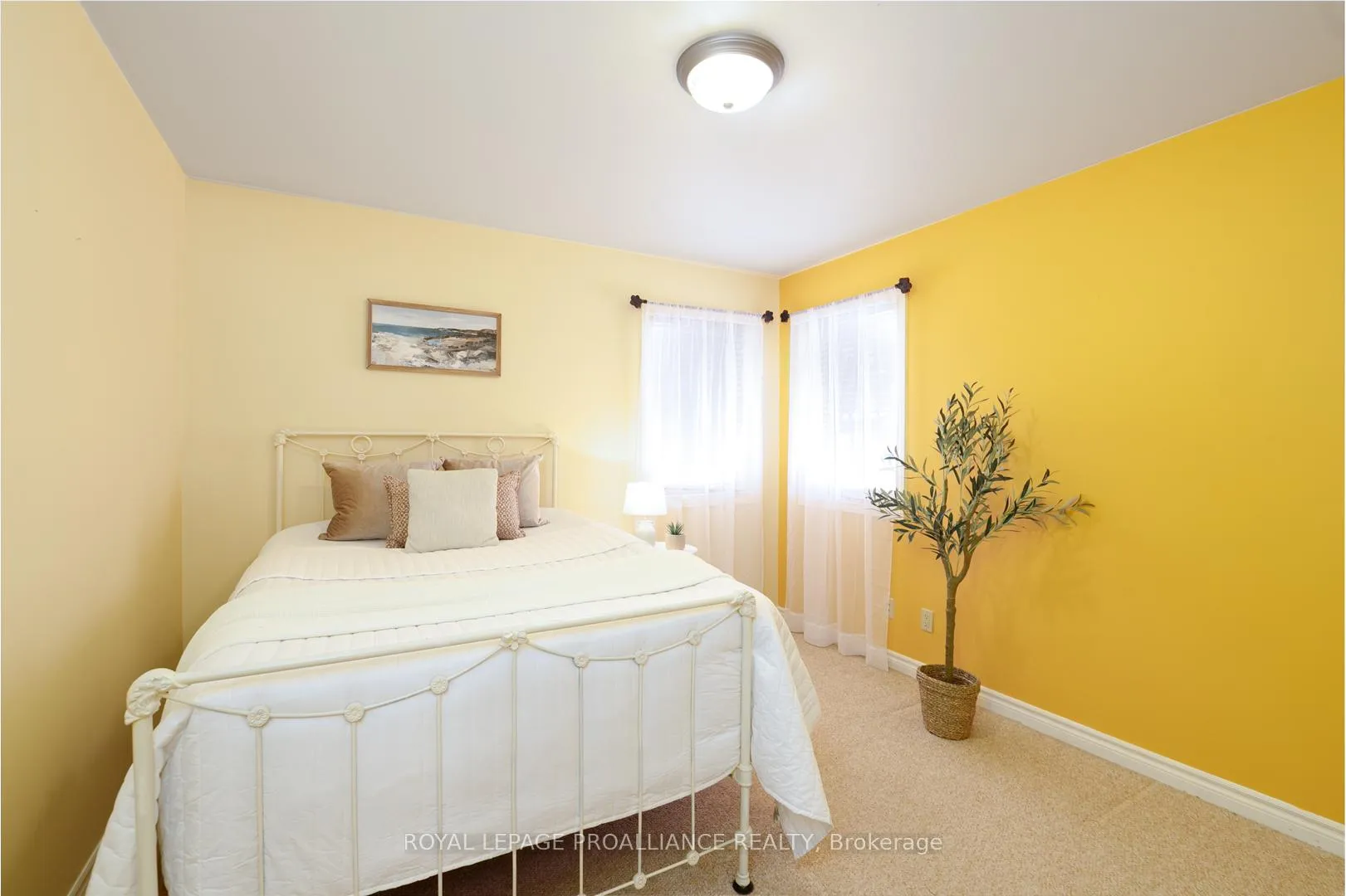 Photo 14 of 12 Butler Street E, Brighton — HOMEH