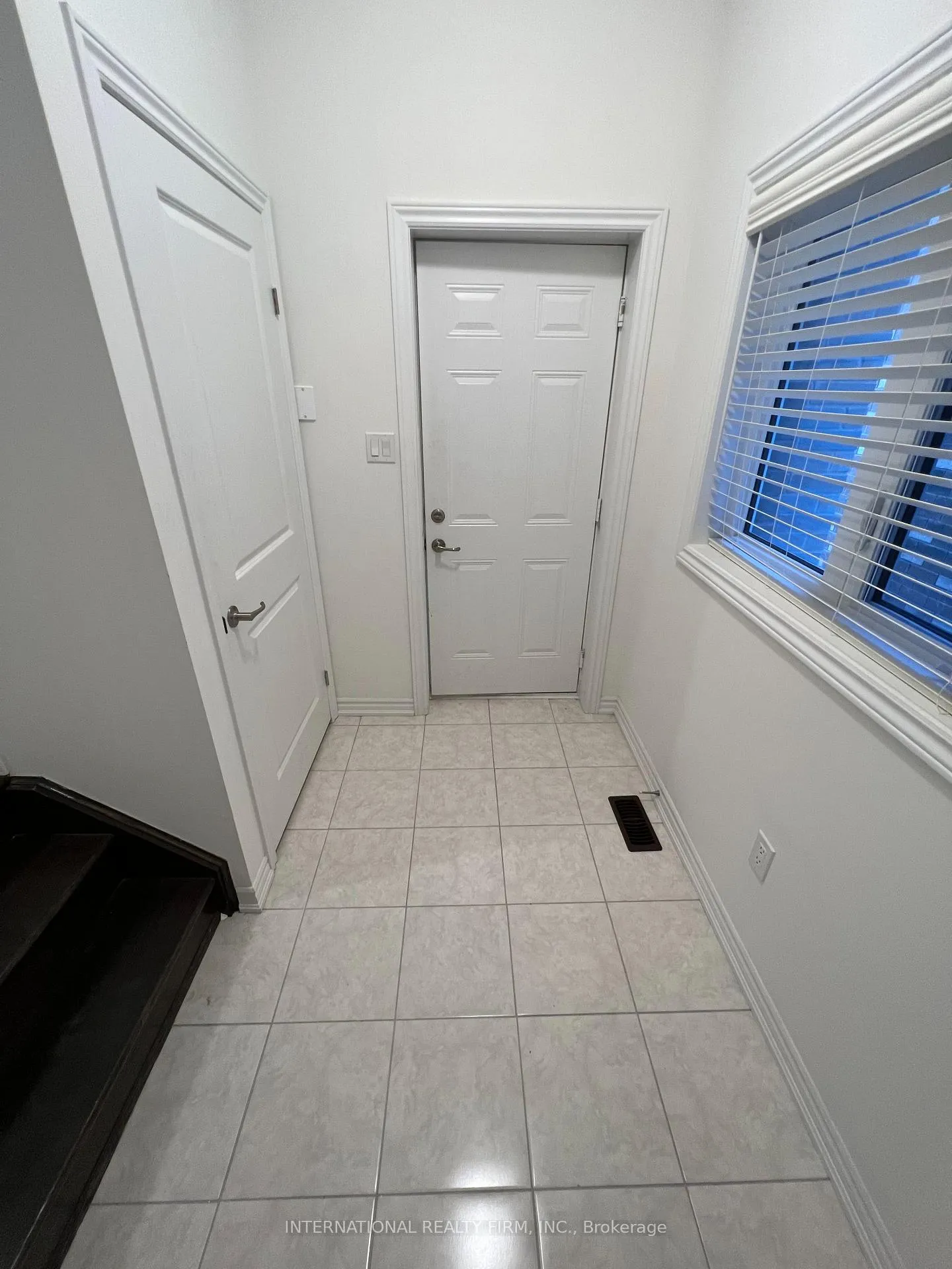 Photo 6 of 23 Sleeth Street, Brantford, Echo Place — HOMEH