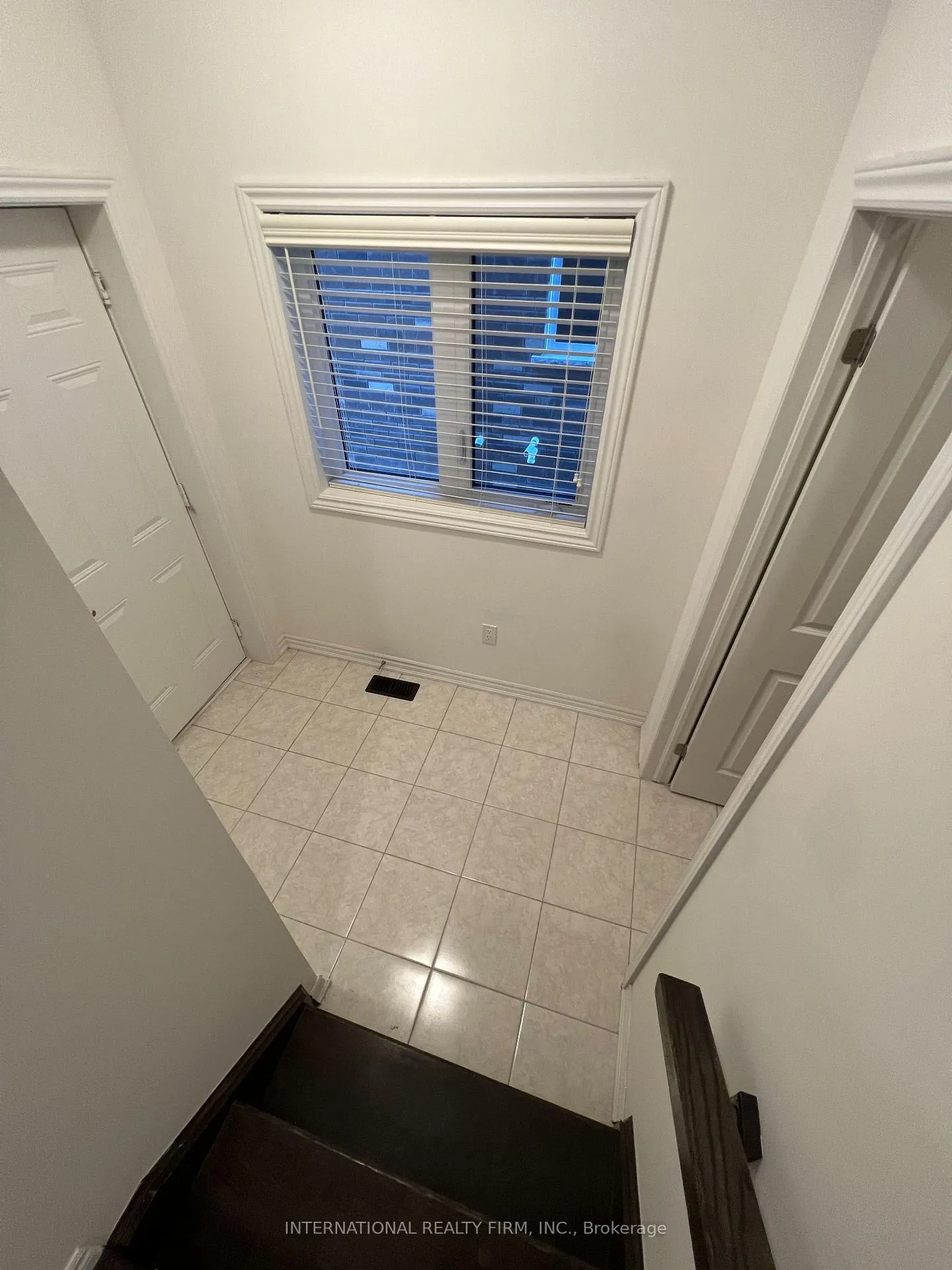 Photo 12 of 23 Sleeth Street, Brantford, Echo Place — HOMEH