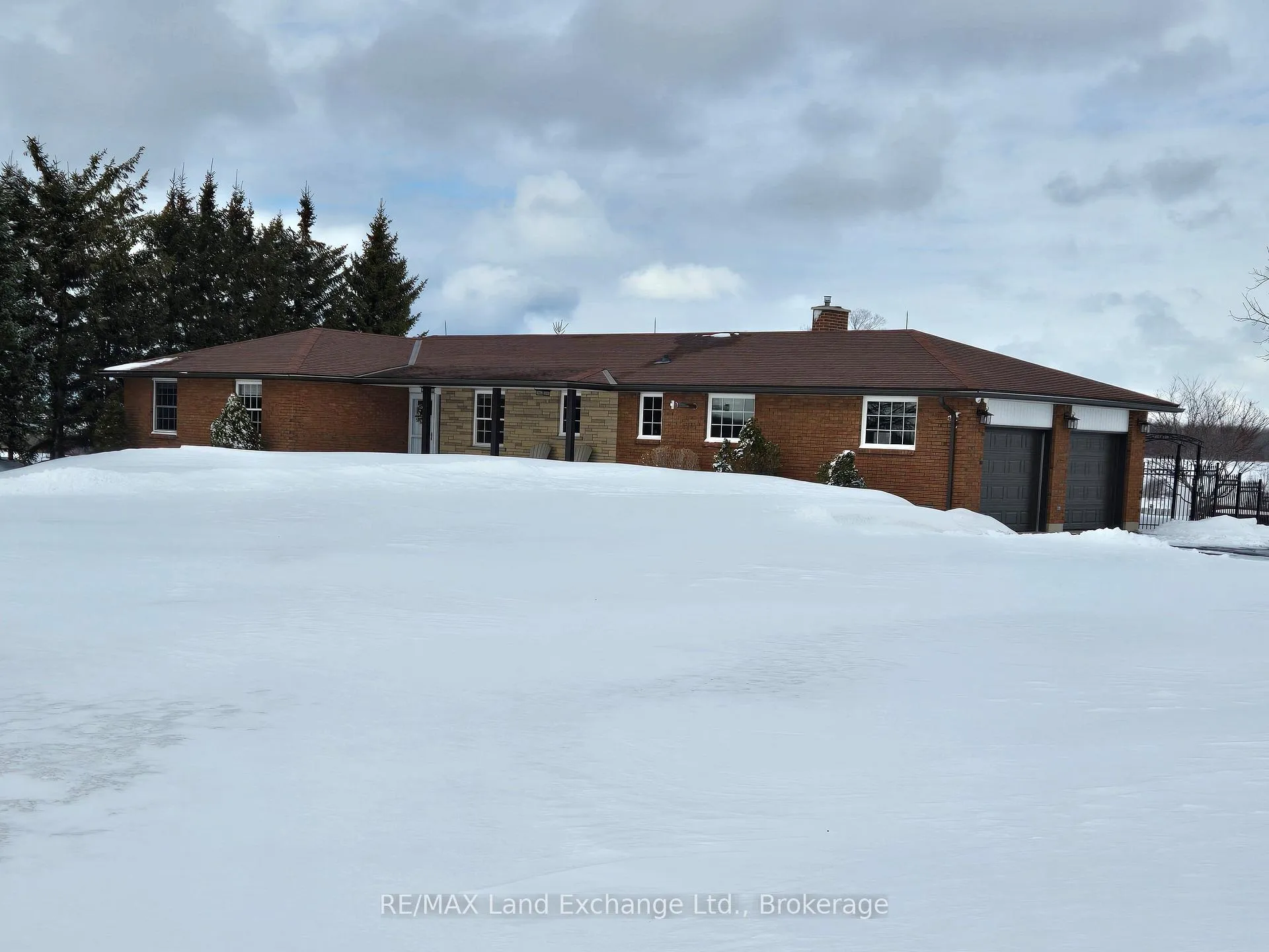 Front of 3184 Bruce Rd 20 (Con. Rd. 4) W