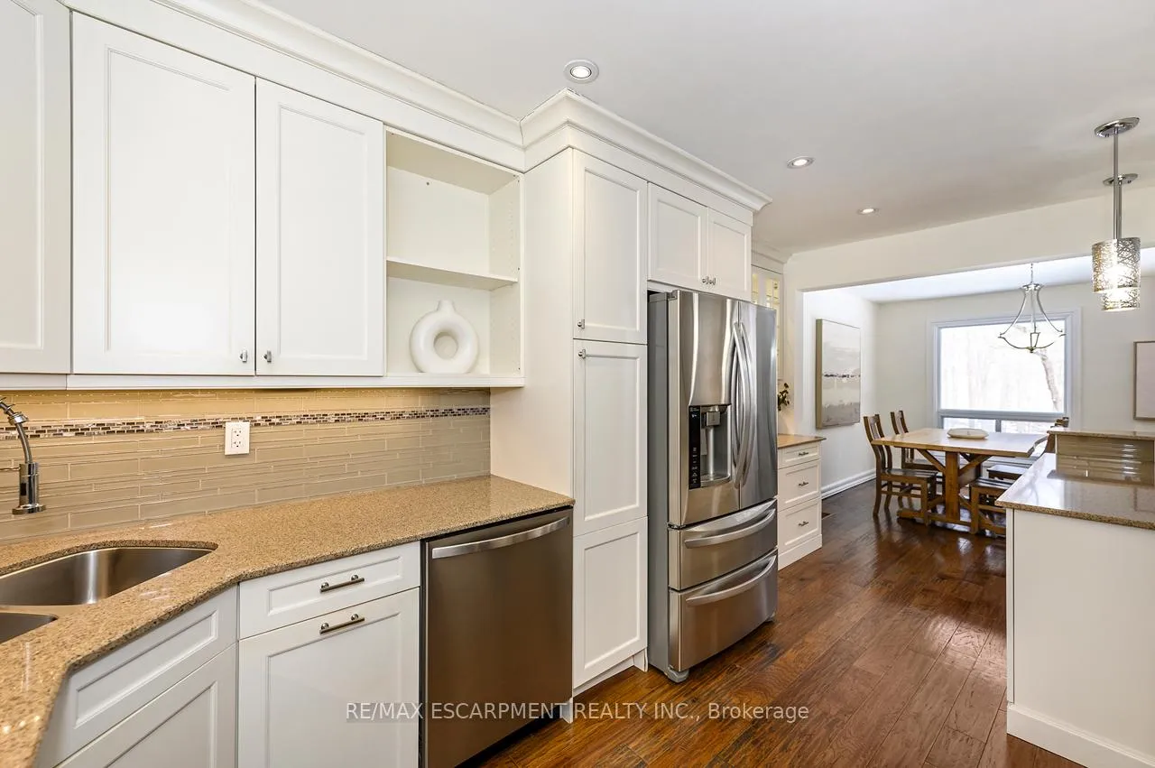 Photo 9 of Unit 42, 2301 Cavendish Drive, Burlington, Brant Hills — HOMEH
