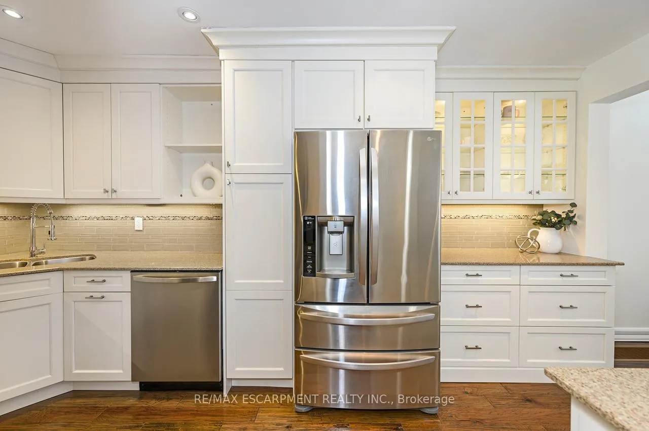 Photo 10 of Unit 42, 2301 Cavendish Drive, Burlington, Brant Hills — HOMEH