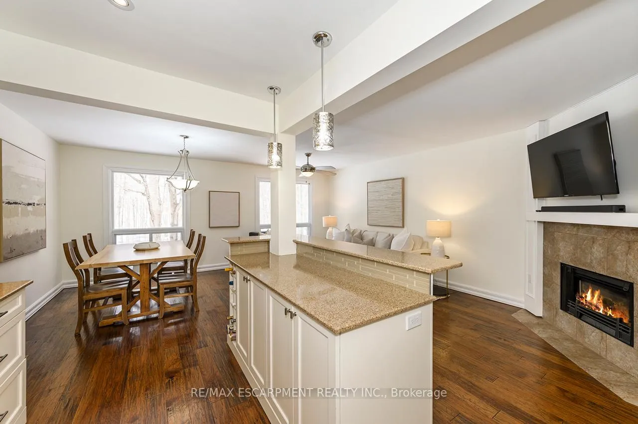 Photo 11 of Unit 42, 2301 Cavendish Drive, Burlington, Brant Hills — HOMEH