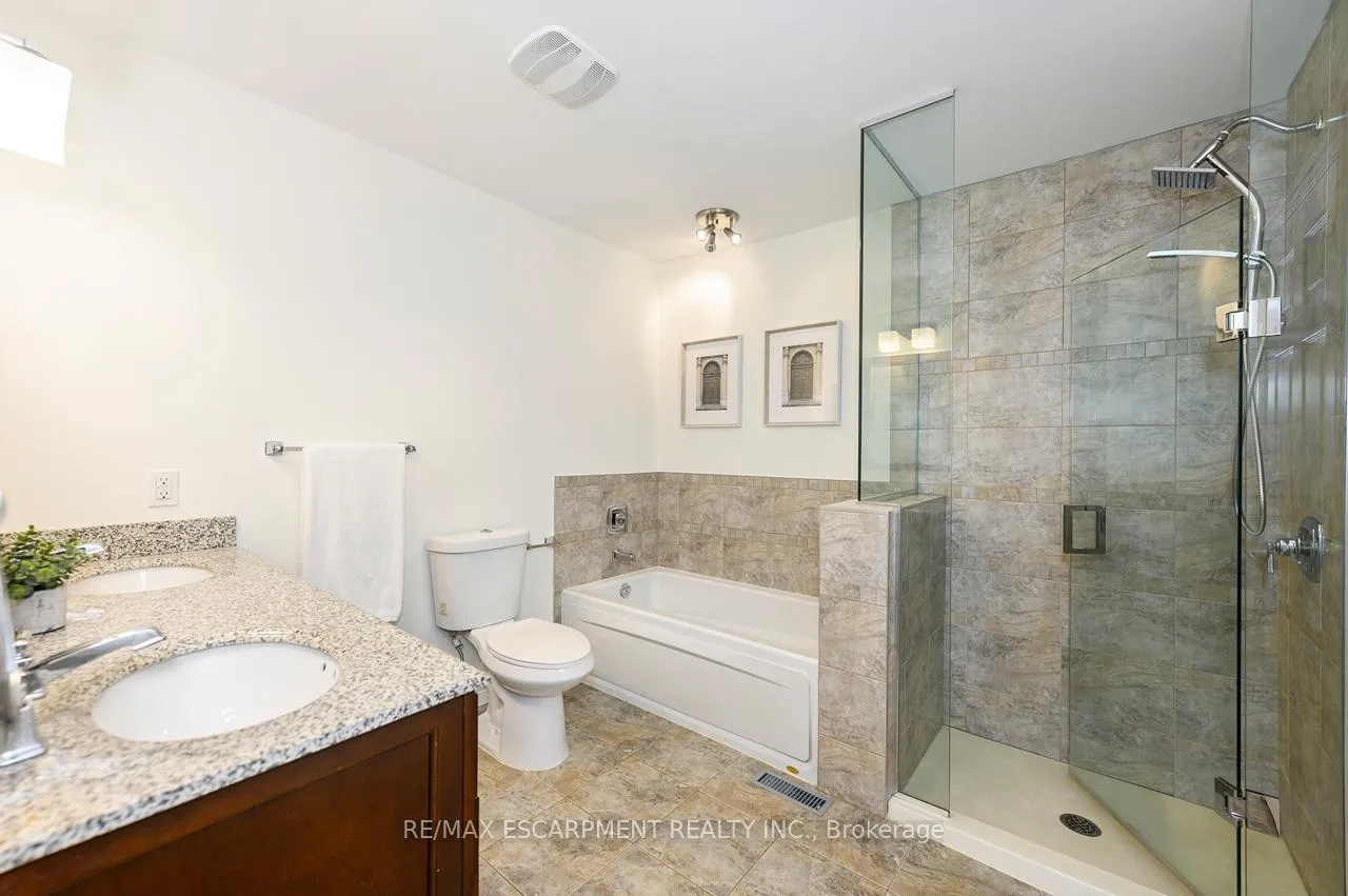 Photo 25 of Unit 42, 2301 Cavendish Drive, Burlington, Brant Hills — HOMEH