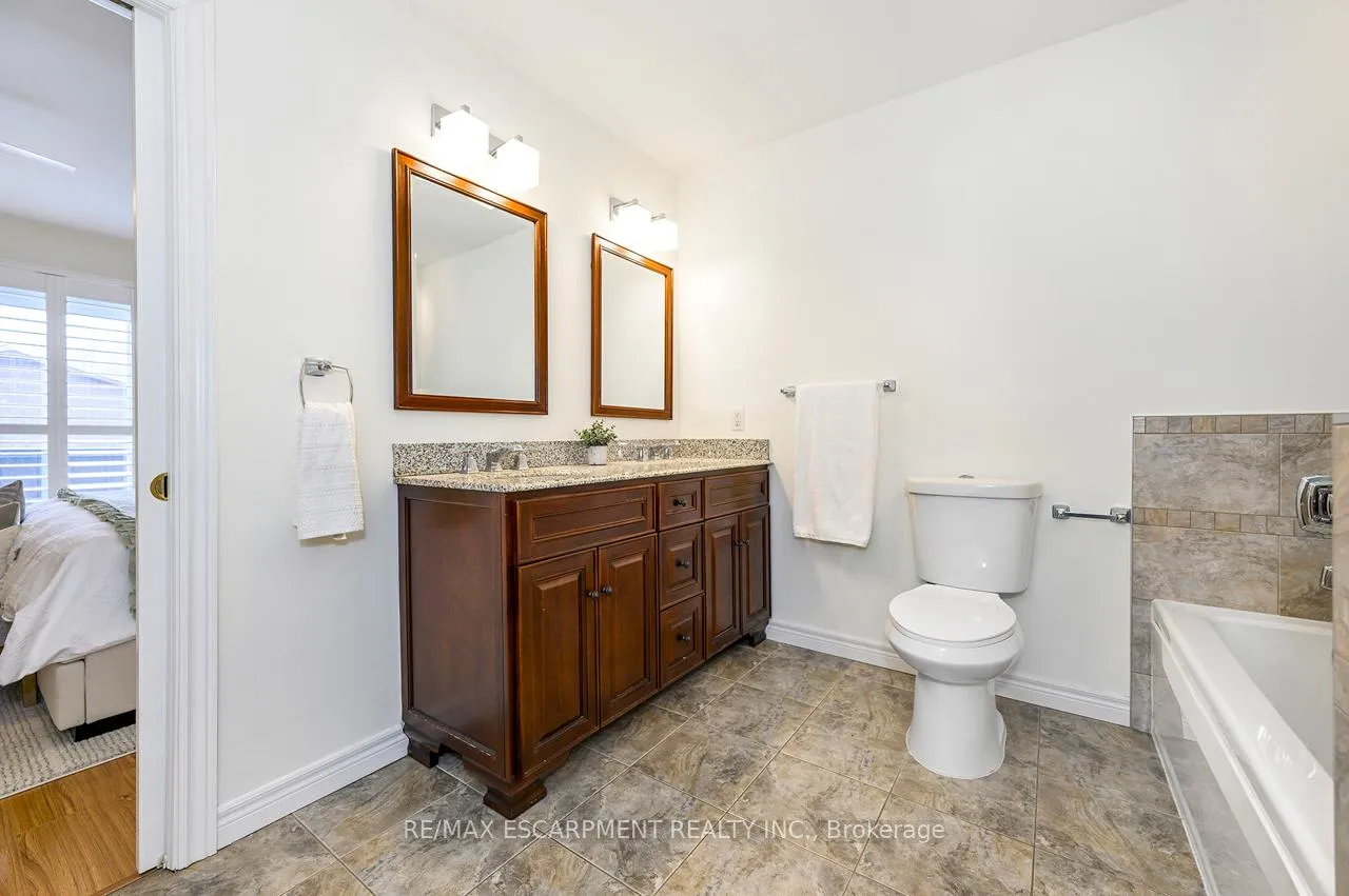 Photo 26 of Unit 42, 2301 Cavendish Drive, Burlington, Brant Hills — HOMEH