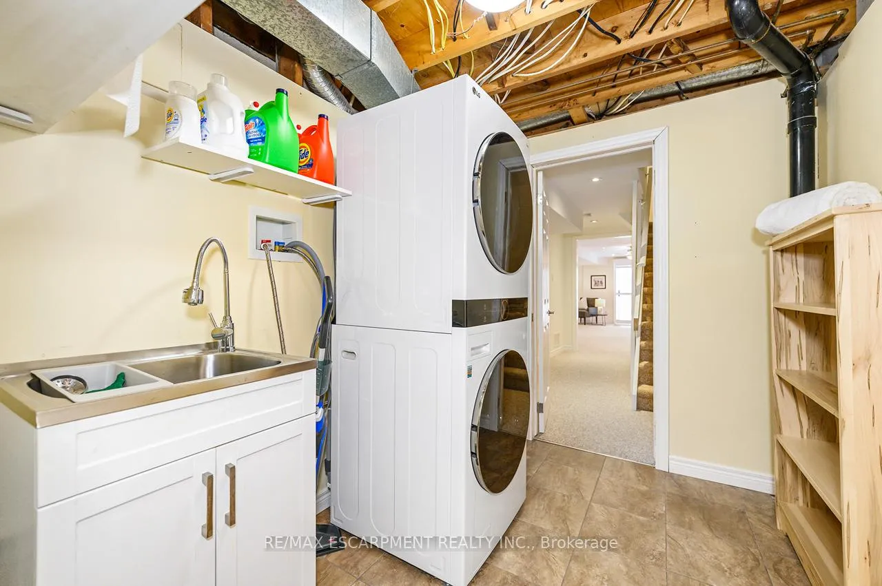 Photo 39 of Unit 42, 2301 Cavendish Drive, Burlington, Brant Hills — HOMEH