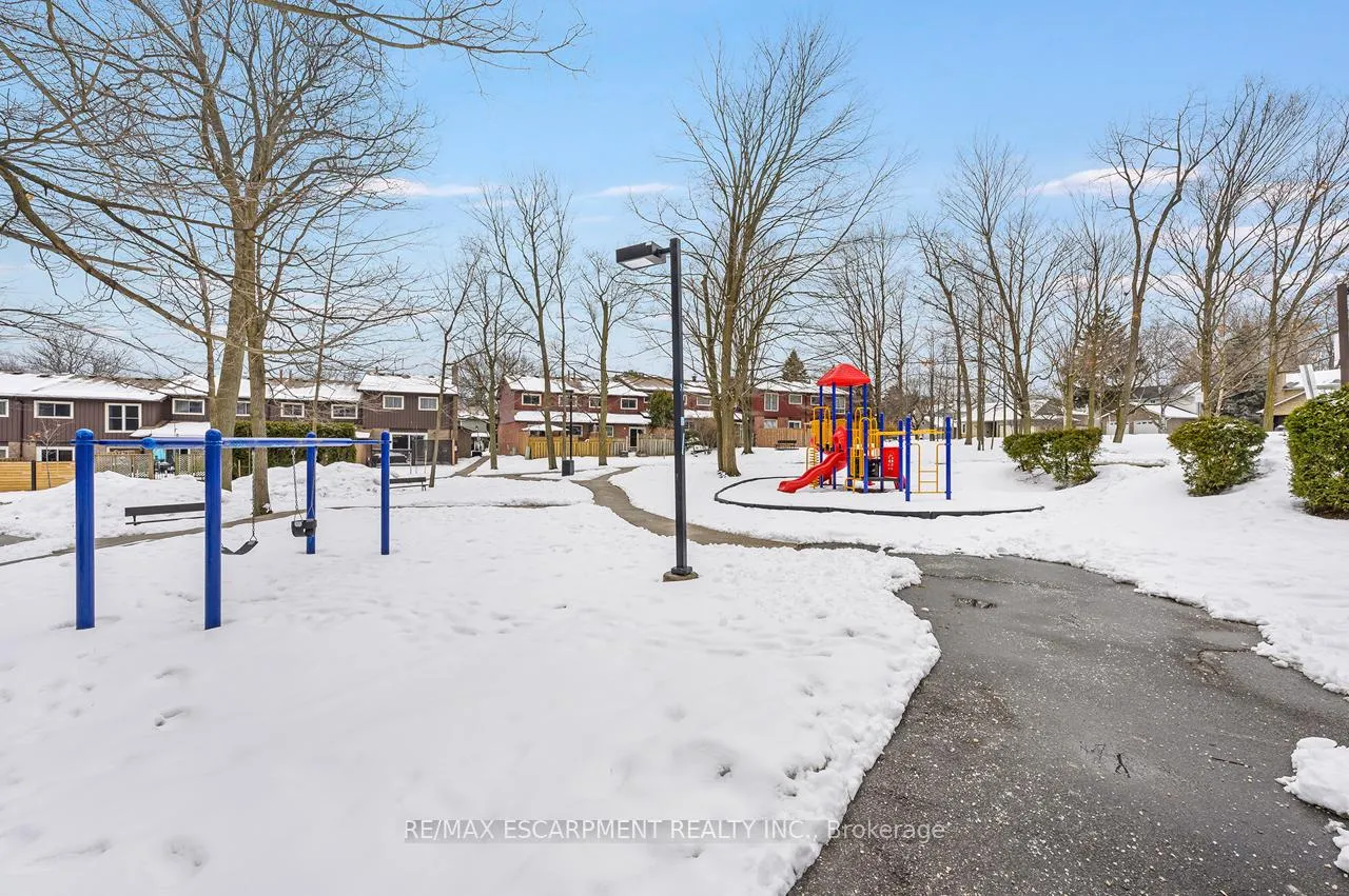 Photo 45 of Unit 42, 2301 Cavendish Drive, Burlington, Brant Hills — HOMEH