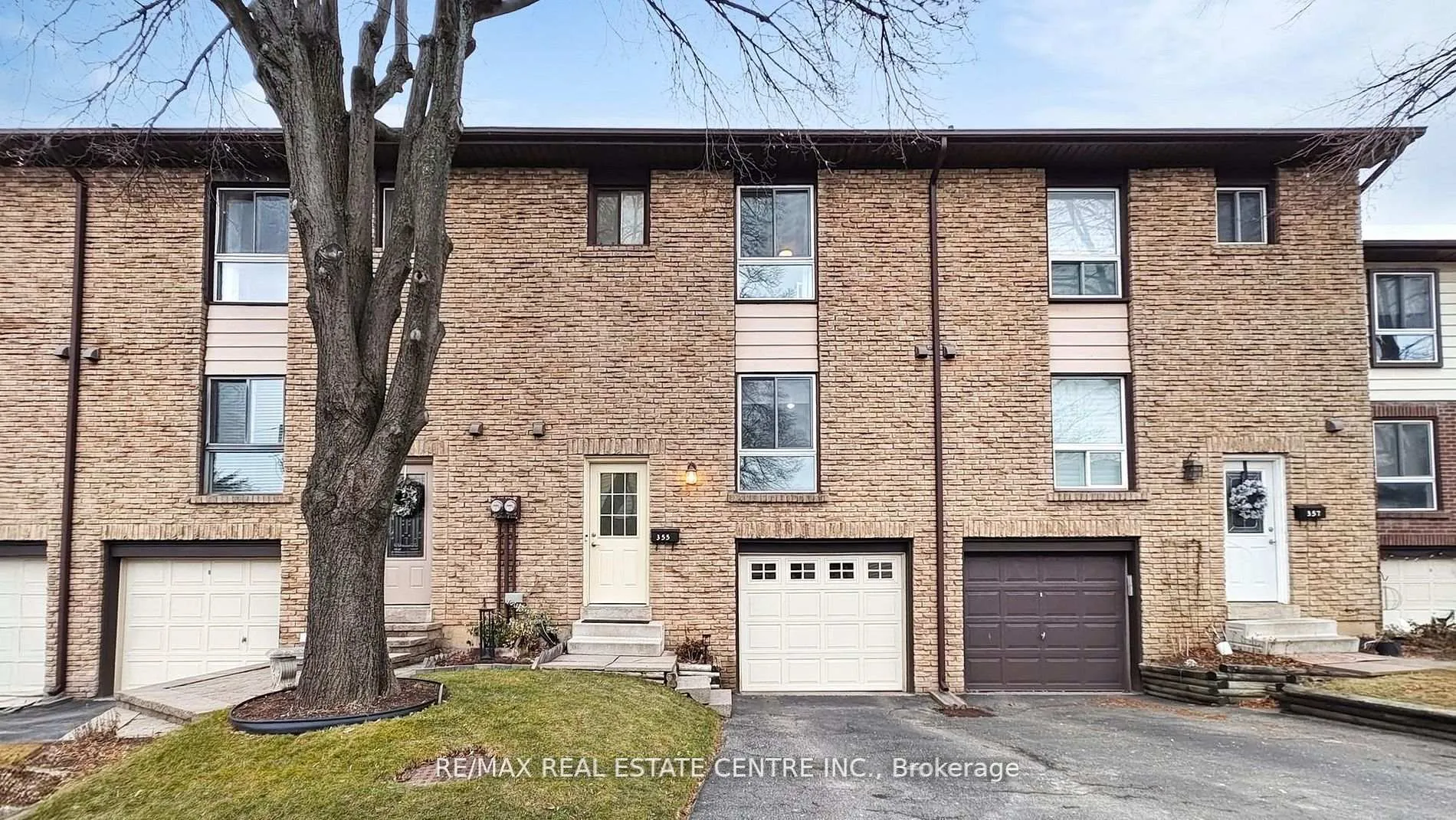 Photo 1 of 355 Ontario Street N, Milton, Dorset Park — HOMEH