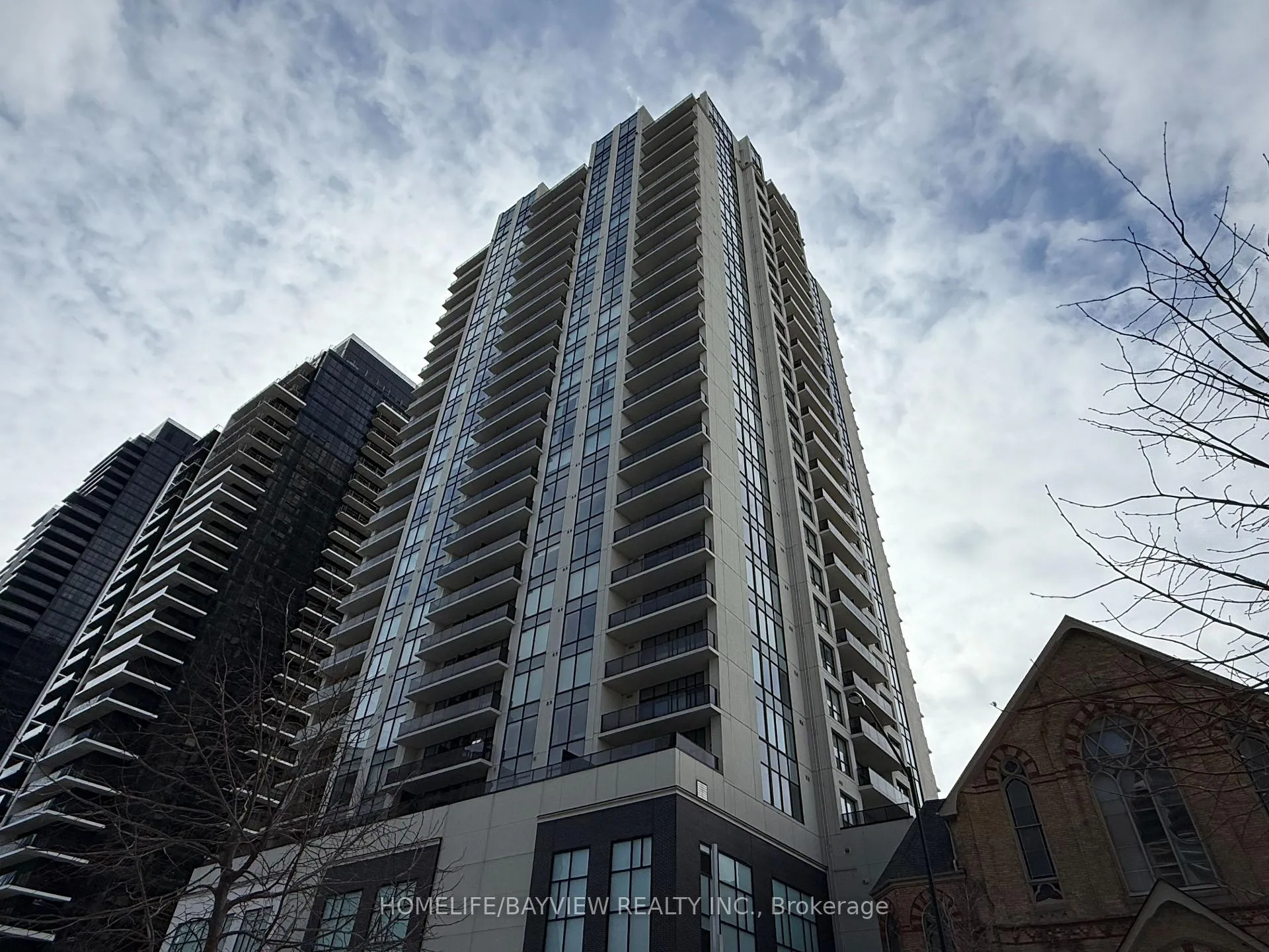 Photo of Unit 910, 505 Talbot Street