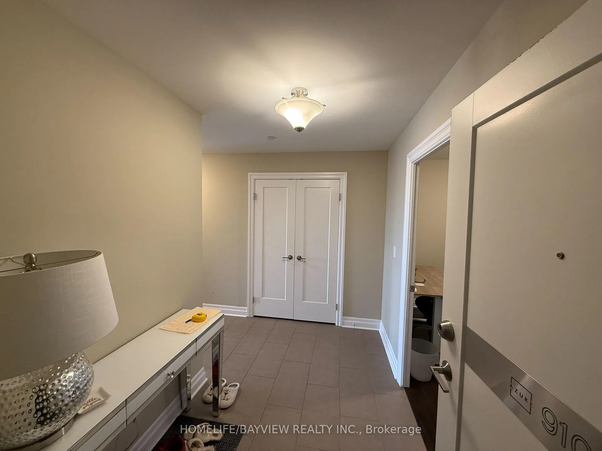 Photo 4 of Unit 910, 505 Talbot Street, London, East F — HOMEH