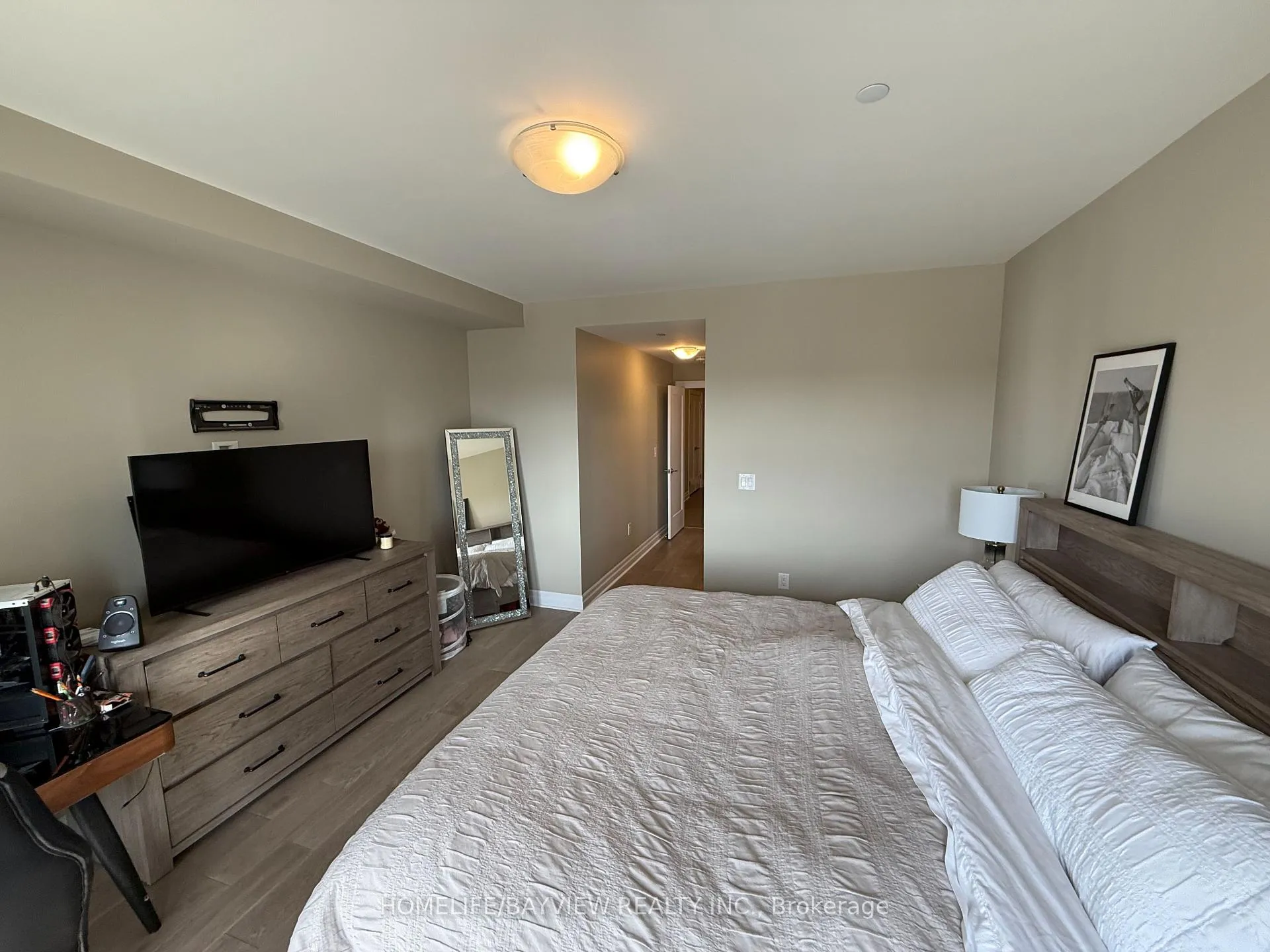 Photo 17 of Unit 910, 505 Talbot Street, London, East F — HOMEH
