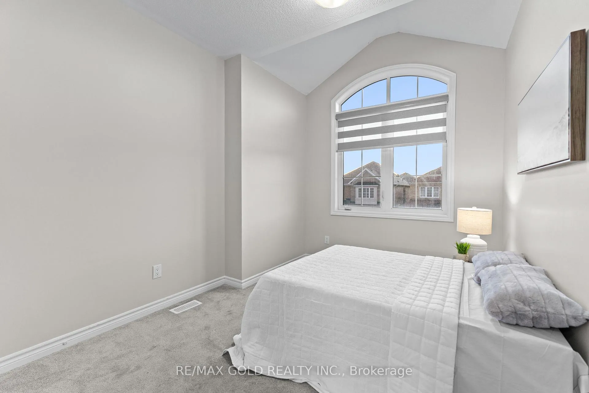 Photo 15 of 41 Rainbrook Close, Brampton, Sandringham-Wellington — HOMEH