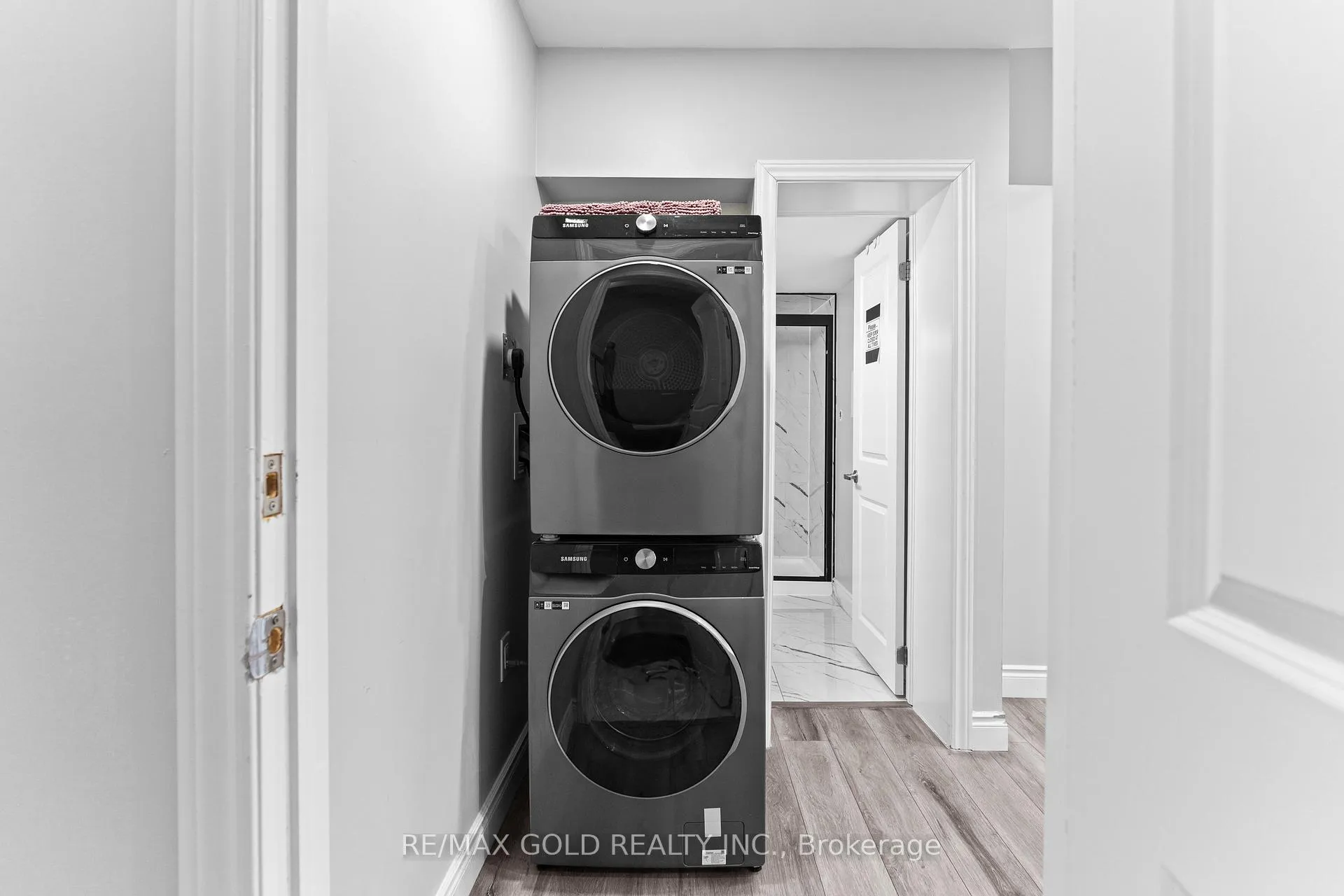 Photo 24 of 41 Rainbrook Close, Brampton, Sandringham-Wellington — HOMEH