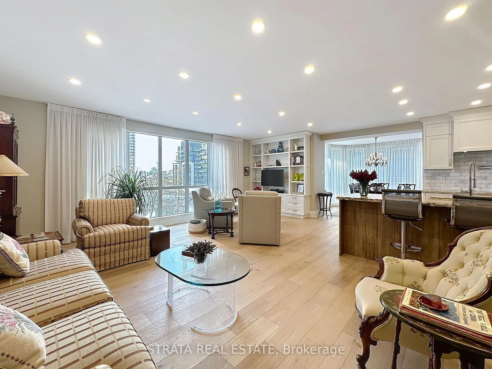 Photo 10 of 40 Rosehill Avenue, Toronto, Rosedale-Moore Park — HOMEH