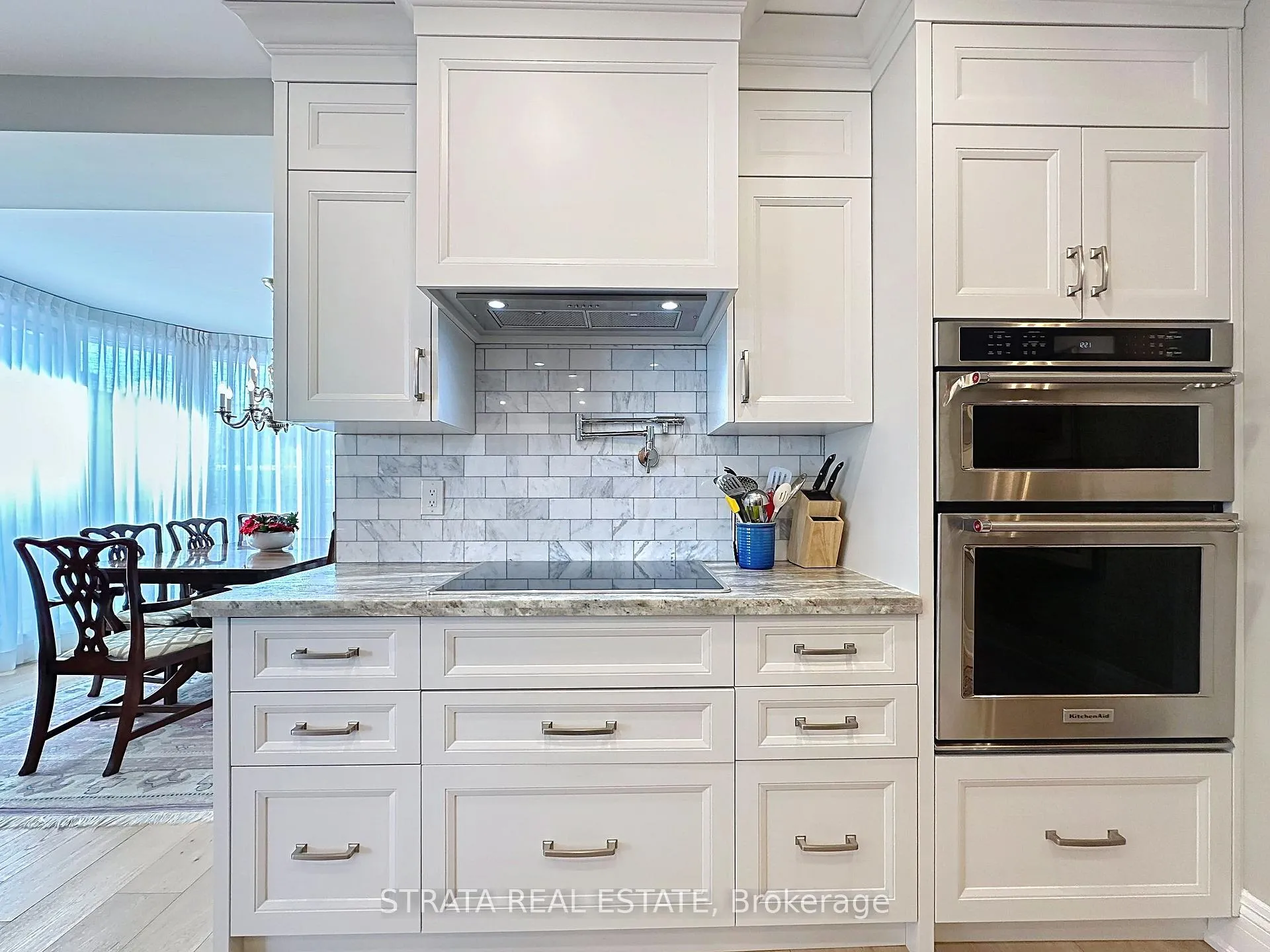 Photo 13 of 40 Rosehill Avenue, Toronto, Rosedale-Moore Park — HOMEH