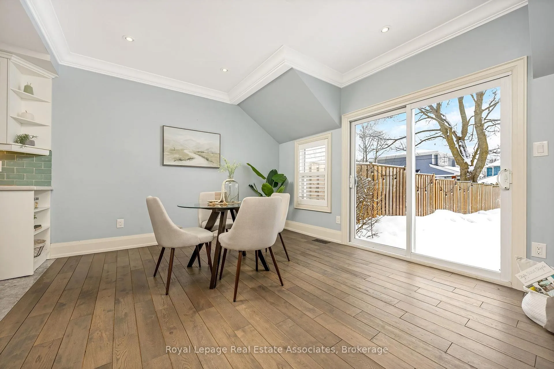Photo 12 of 136 Poplar Avenue, Halton Hills, Acton — HOMEH