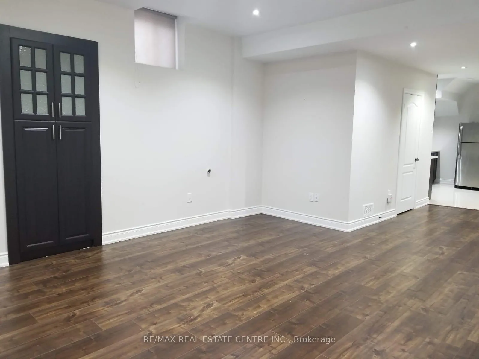 Photo 1 of Unit Bsmnt, 54 Mountain Ridge Road, Brampton, Bram West — HOMEH