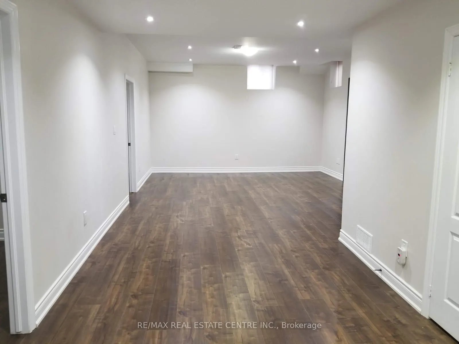 Photo 4 of Unit Bsmnt, 54 Mountain Ridge Road, Brampton, Bram West — HOMEH