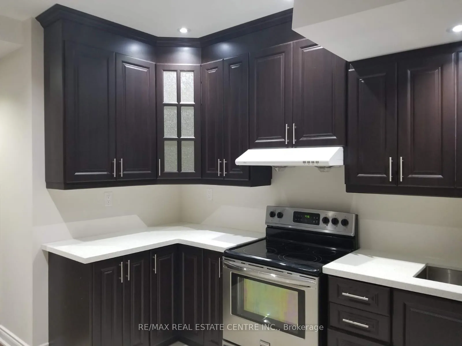 Photo 6 of Unit Bsmnt, 54 Mountain Ridge Road, Brampton, Bram West — HOMEH