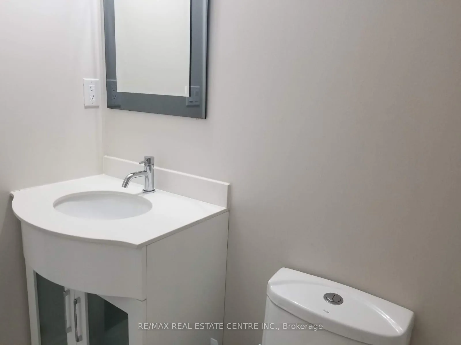 Photo 7 of Unit Bsmnt, 54 Mountain Ridge Road, Brampton, Bram West — HOMEH