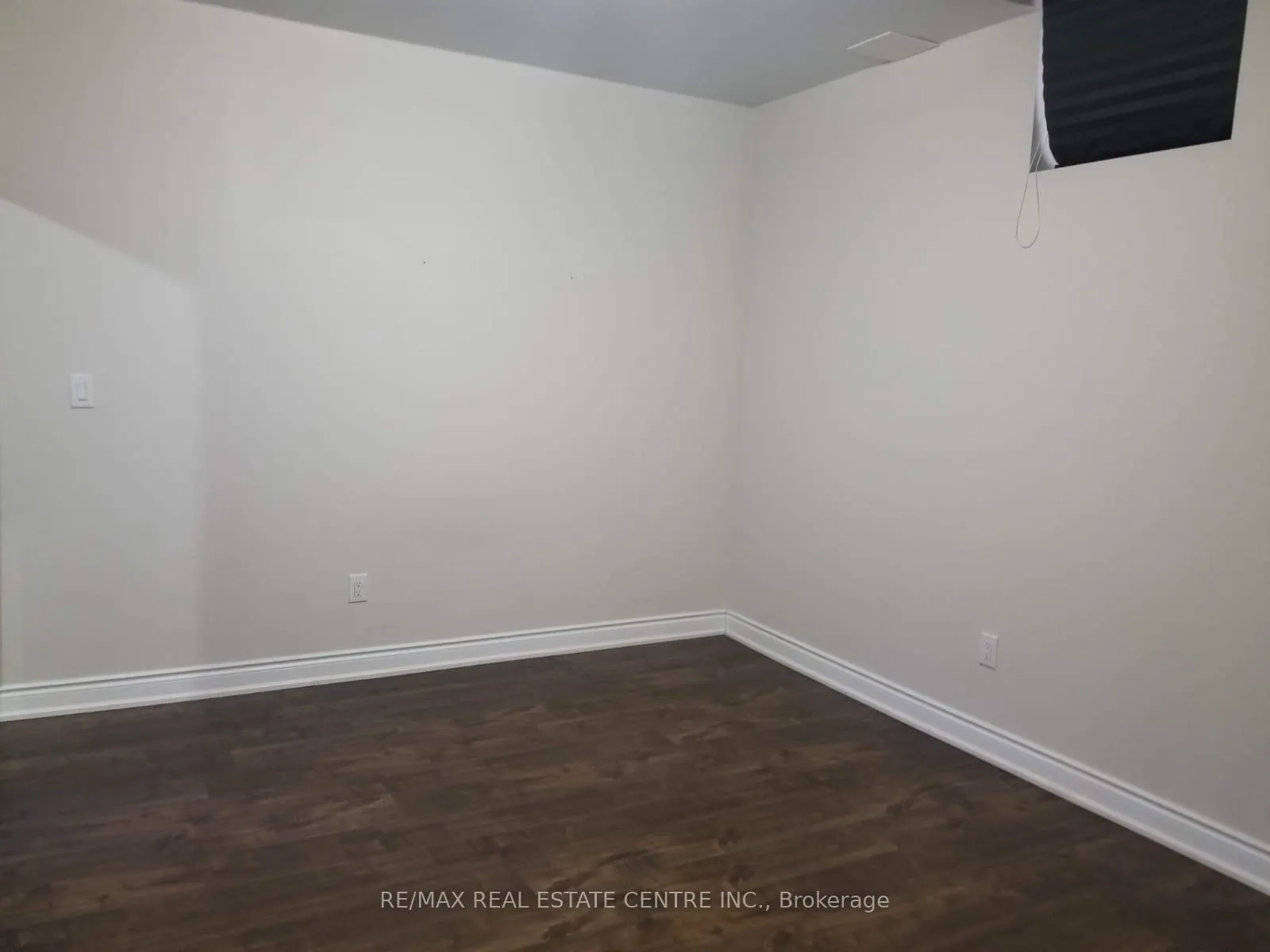 Photo 8 of Unit Bsmnt, 54 Mountain Ridge Road, Brampton, Bram West — HOMEH