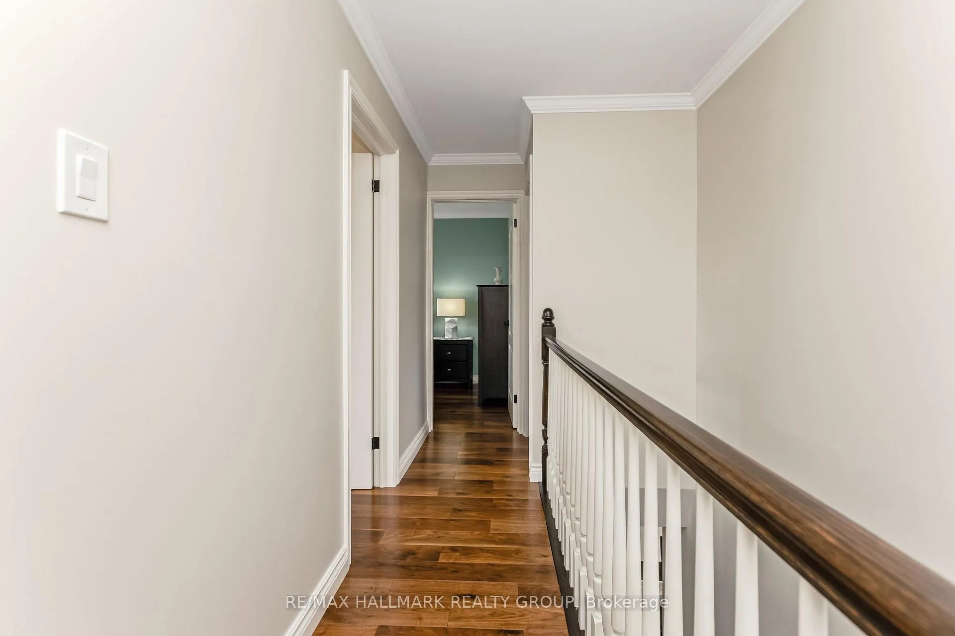 Photo 17 of 328 McEachern Crescent, Ottawa, Bilberry Creek/Queenswood Heights — HOMEH