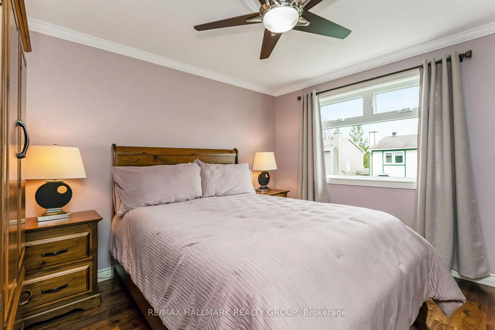 Photo 18 of 328 McEachern Crescent, Ottawa, Bilberry Creek/Queenswood Heights — HOMEH