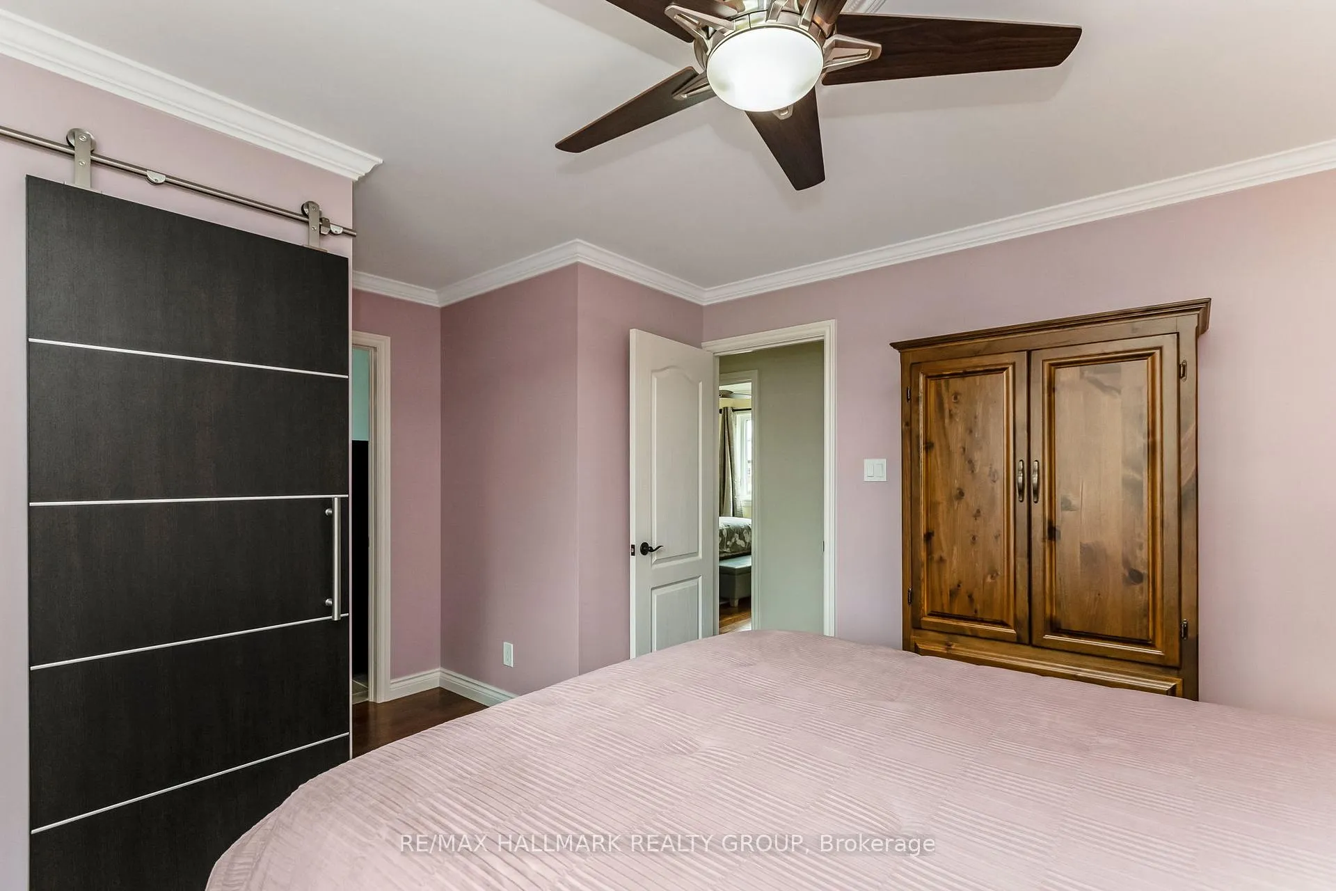 Photo 19 of 328 McEachern Crescent, Ottawa, Bilberry Creek/Queenswood Heights — HOMEH