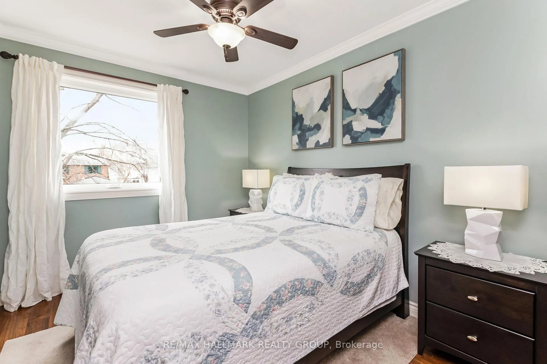 Photo 23 of 328 McEachern Crescent, Ottawa, Bilberry Creek/Queenswood Heights — HOMEH