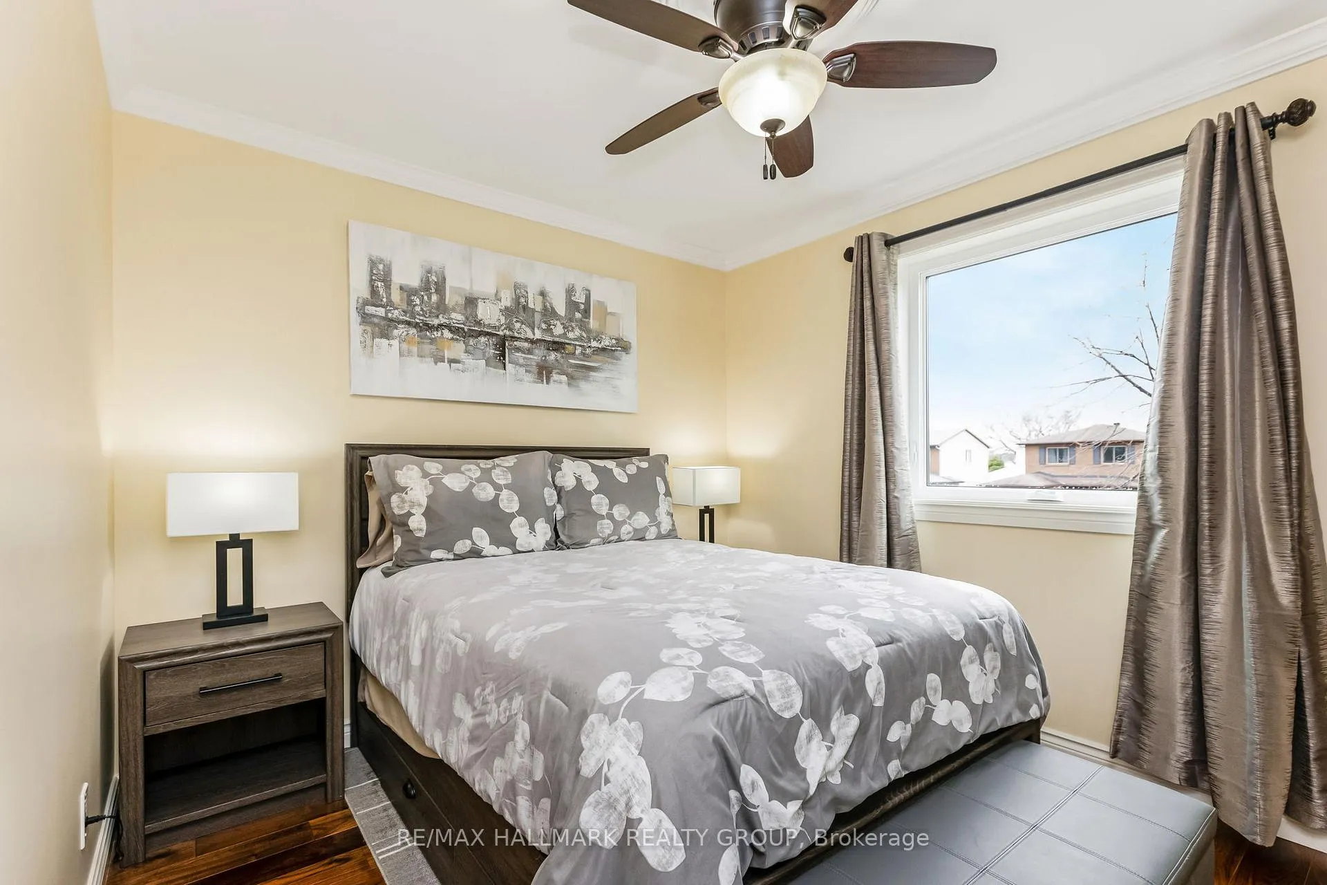 Photo 25 of 328 McEachern Crescent, Ottawa, Bilberry Creek/Queenswood Heights — HOMEH