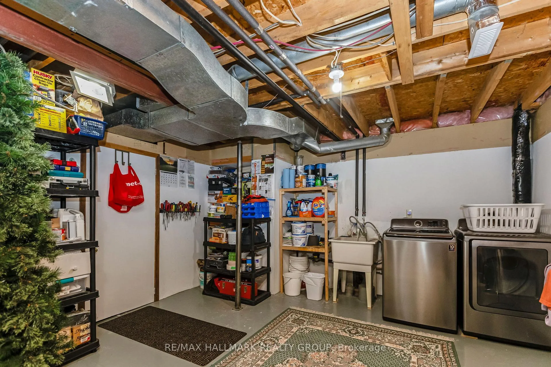 Photo 29 of 328 McEachern Crescent, Ottawa, Bilberry Creek/Queenswood Heights — HOMEH