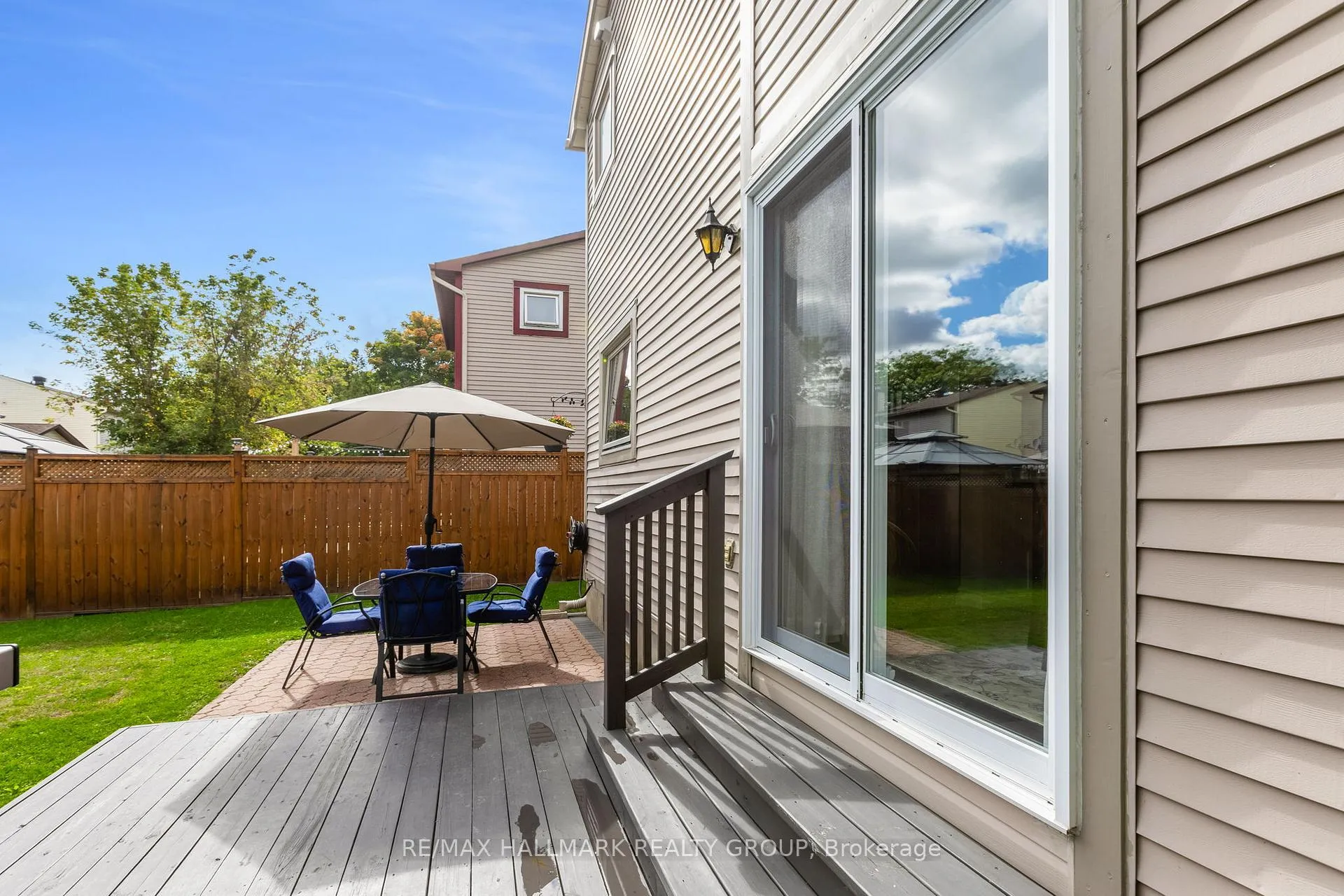 Photo 34 of 328 McEachern Crescent, Ottawa, Bilberry Creek/Queenswood Heights — HOMEH