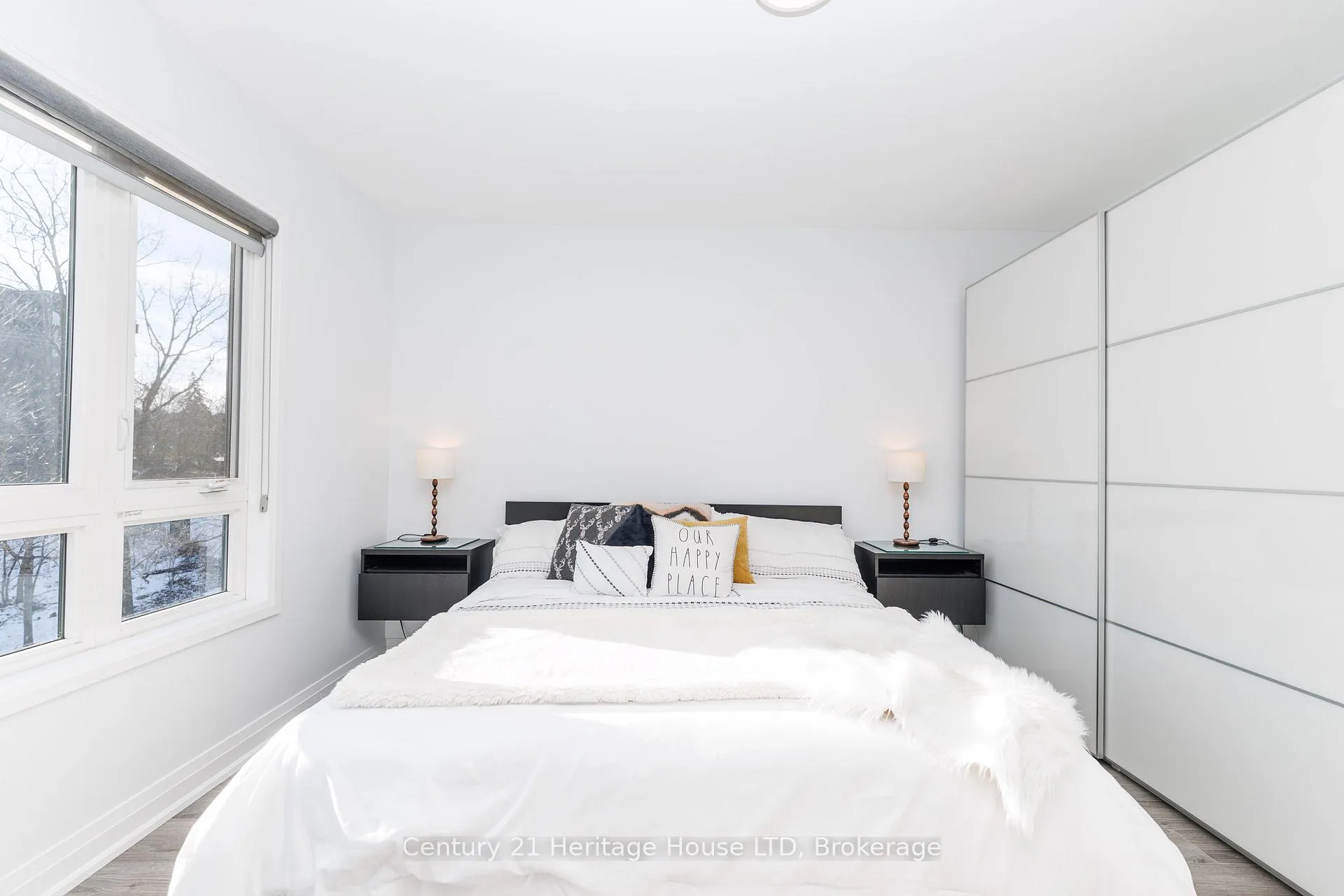 Photo 24 of Unit 8, 39 Robinson Street N, Grimsby, Grimsby East — HOMEH