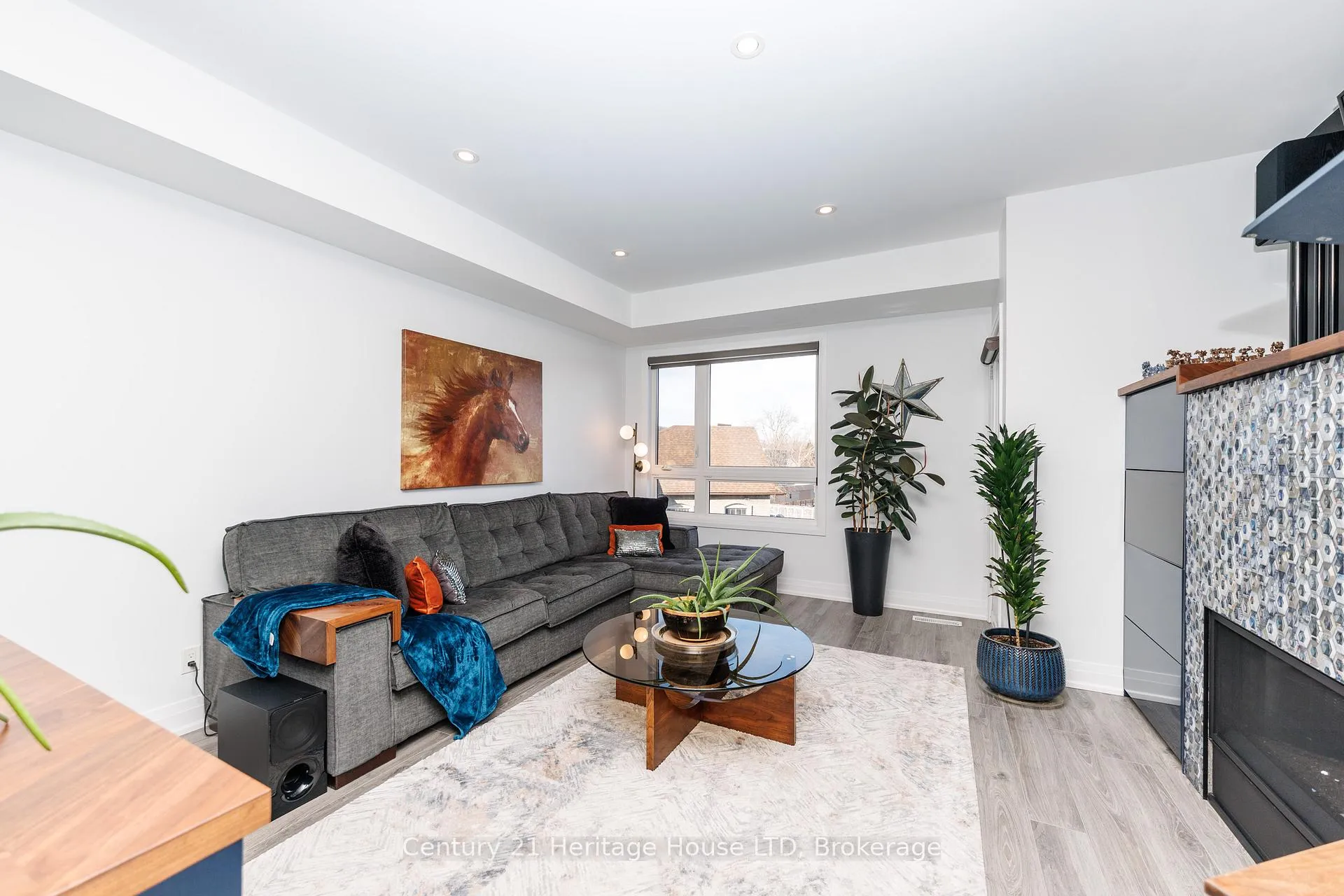 Photo 29 of Unit 8, 39 Robinson Street N, Grimsby, Grimsby East — HOMEH