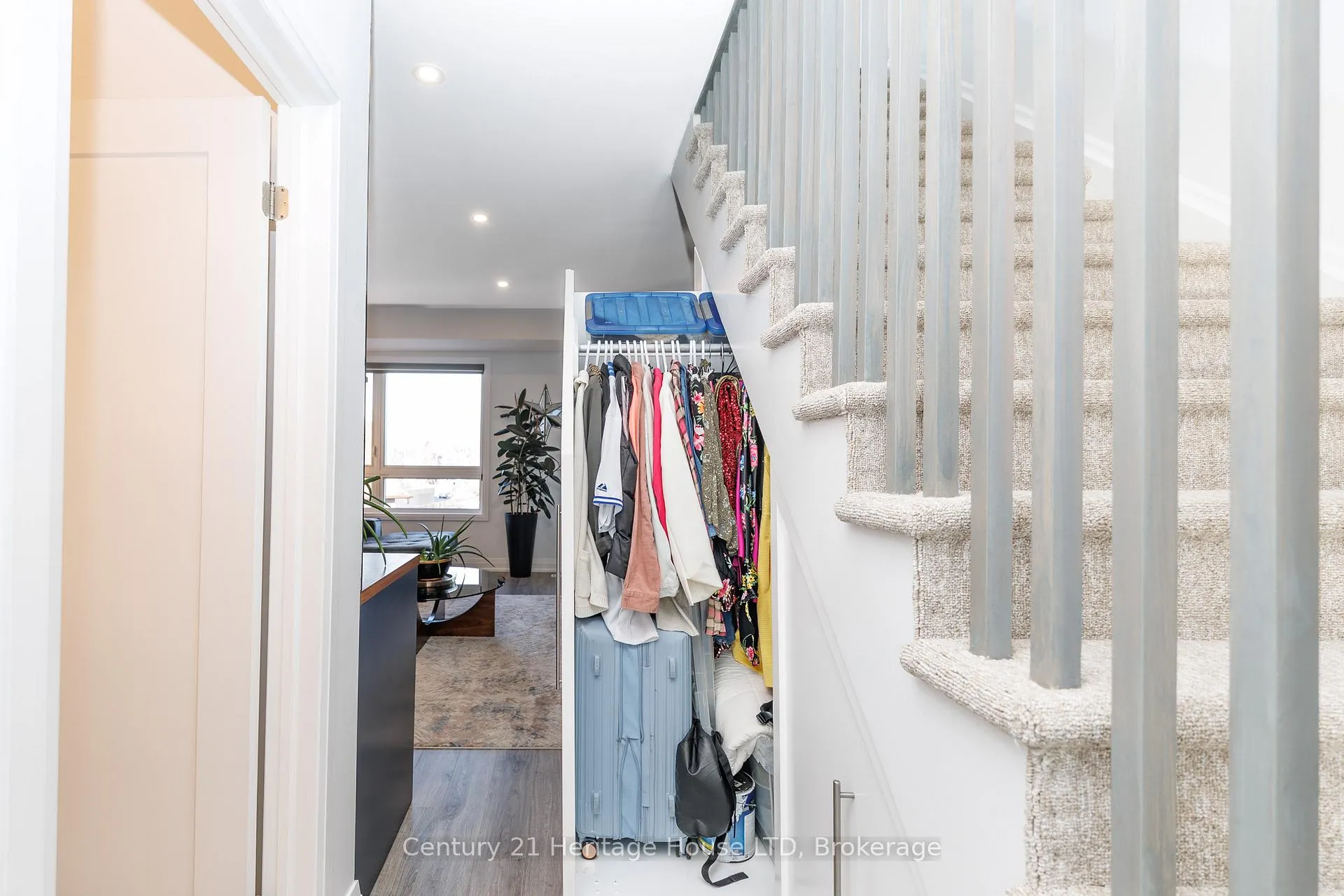 Photo 35 of Unit 8, 39 Robinson Street N, Grimsby, Grimsby East — HOMEH