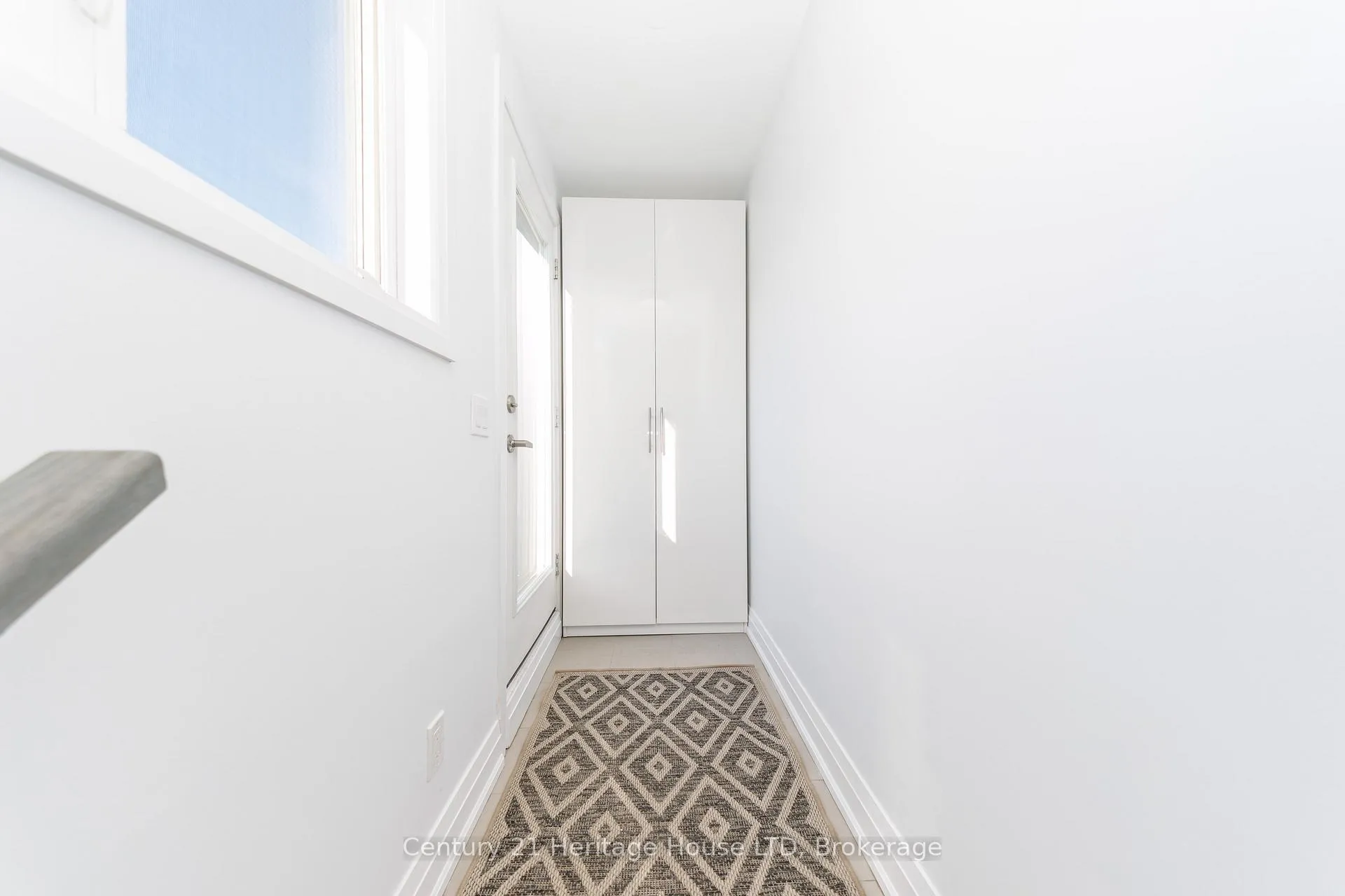 Photo 36 of Unit 8, 39 Robinson Street N, Grimsby, Grimsby East — HOMEH