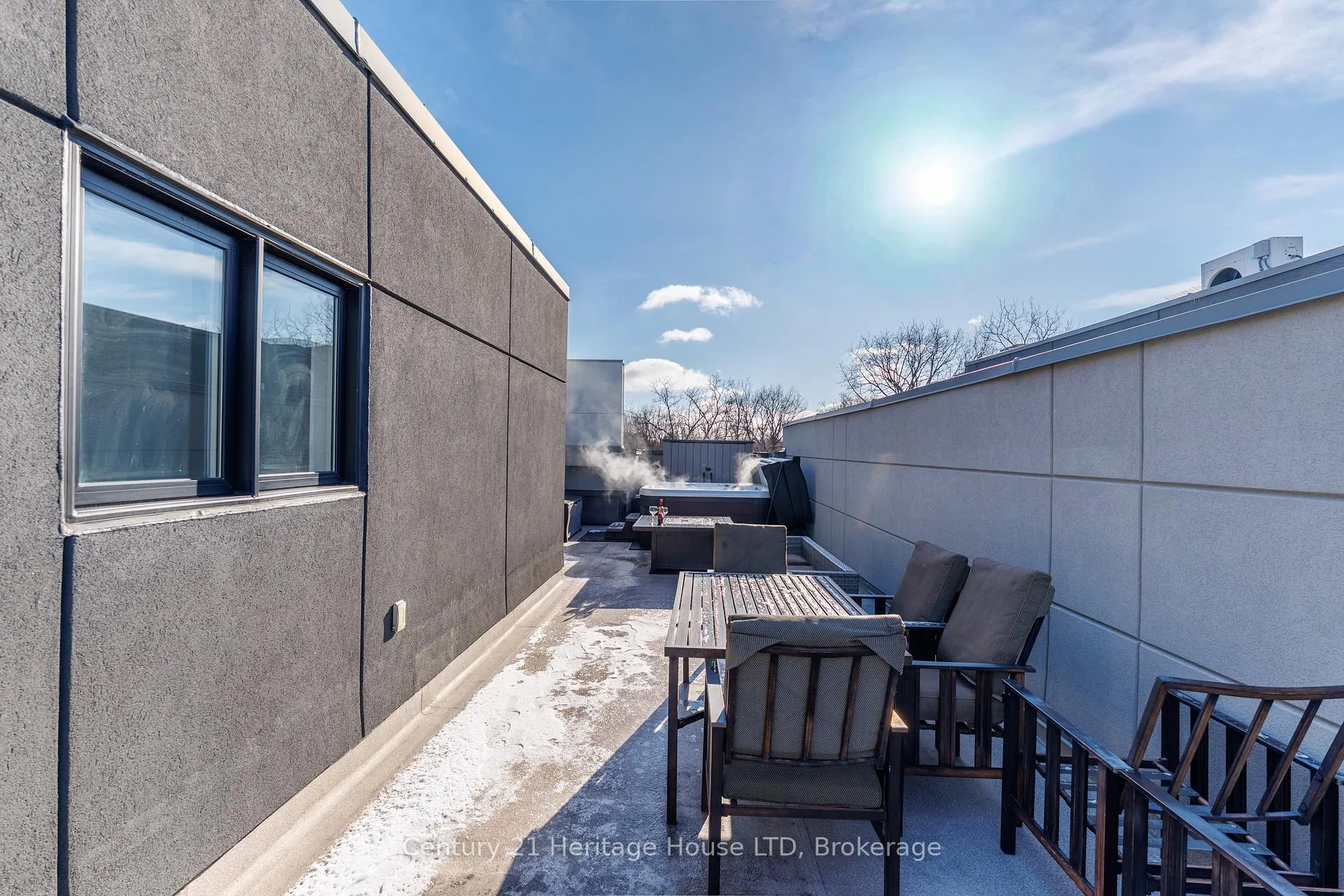 Photo 38 of Unit 8, 39 Robinson Street N, Grimsby, Grimsby East — HOMEH