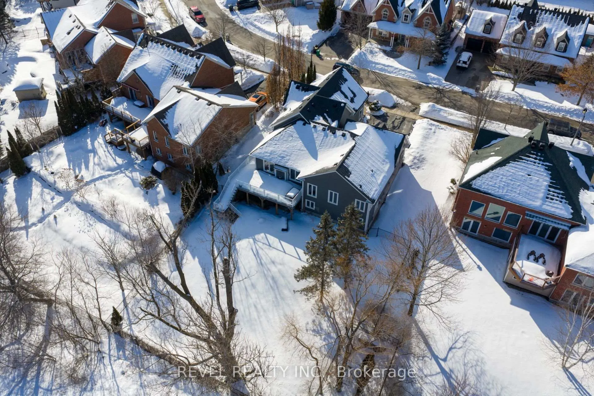 Photo 47 of 54 North Riverdale Drive, Caledon, Inglewood — HOMEH