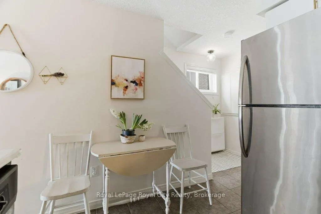 Photo 13 of Unit 104, 35 Mountford Drive, Guelph, Grange Road — HOMEH